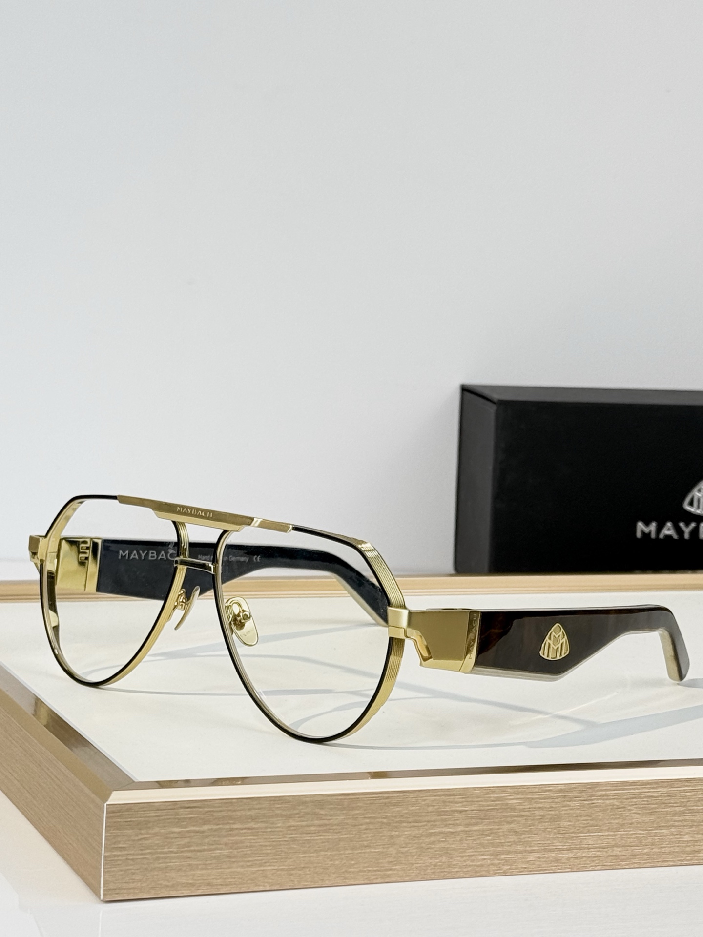 MAYBACH MODEL：THE KING III SIZE：61口12-145 