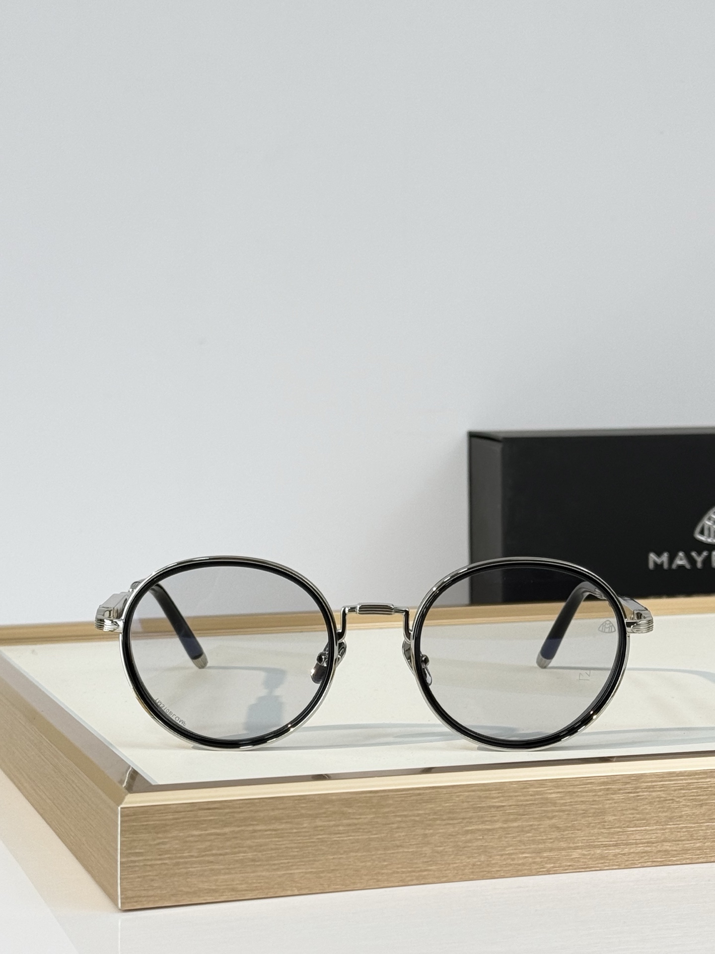 MAYBACH MODEL：BJ-KH-Z66 SIZE：53口22-145 