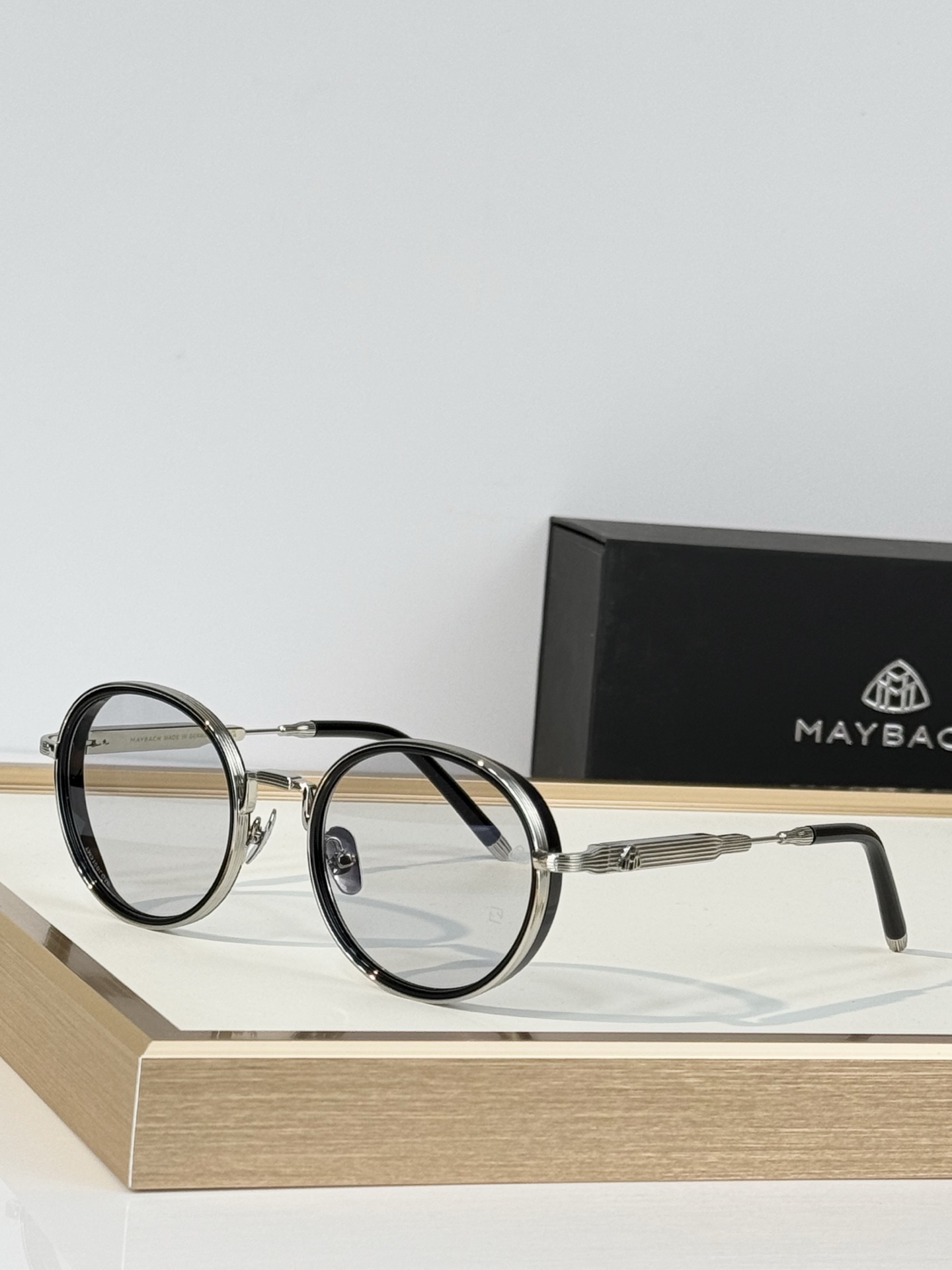 MAYBACH MODEL：BJ-KH-Z66 SIZE：53口22-145 
