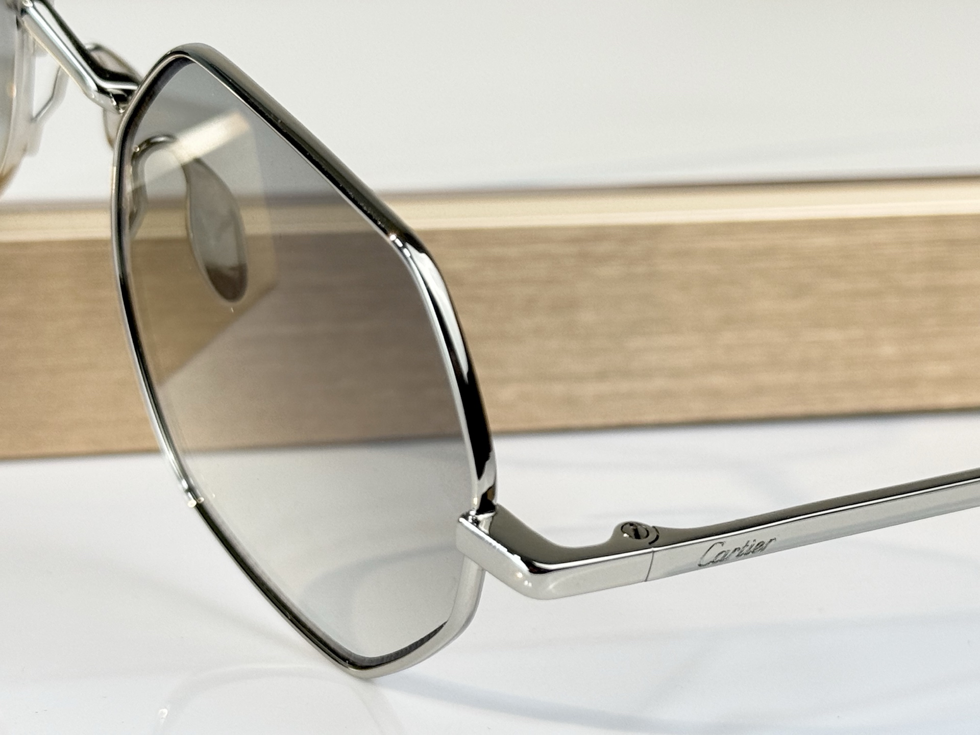 Cartie* Mod ：CT0627S Size ：48口22-145 