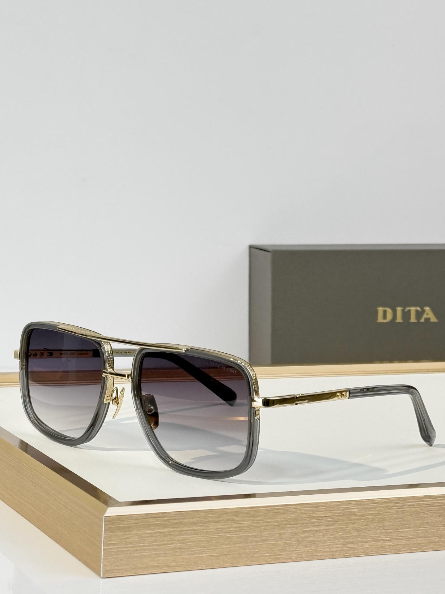 DITA* MODEL：DRX-2030 SIZE：59口15-127 