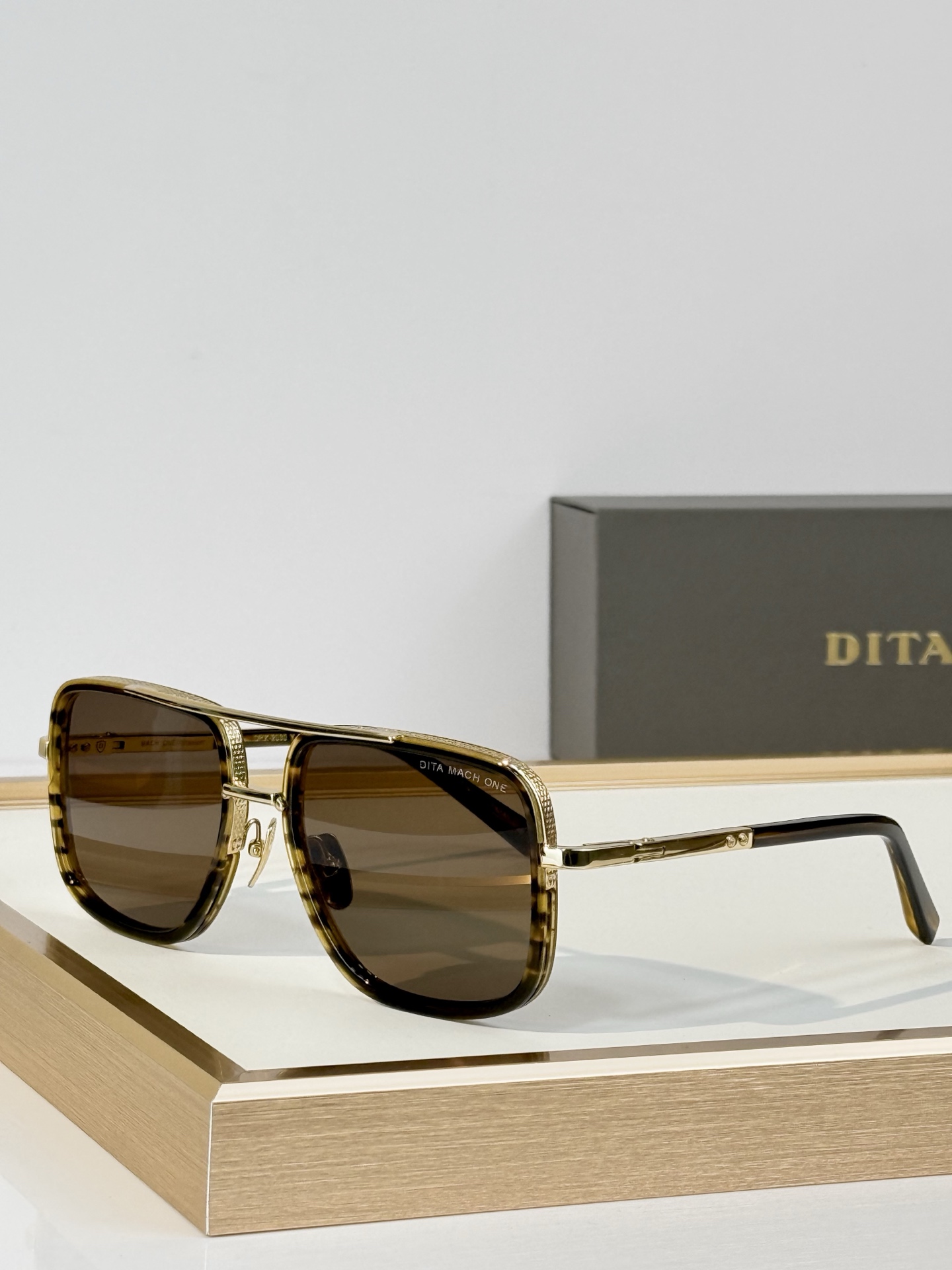 DITA* MODEL：DRX-2030 SIZE：59口15-127 