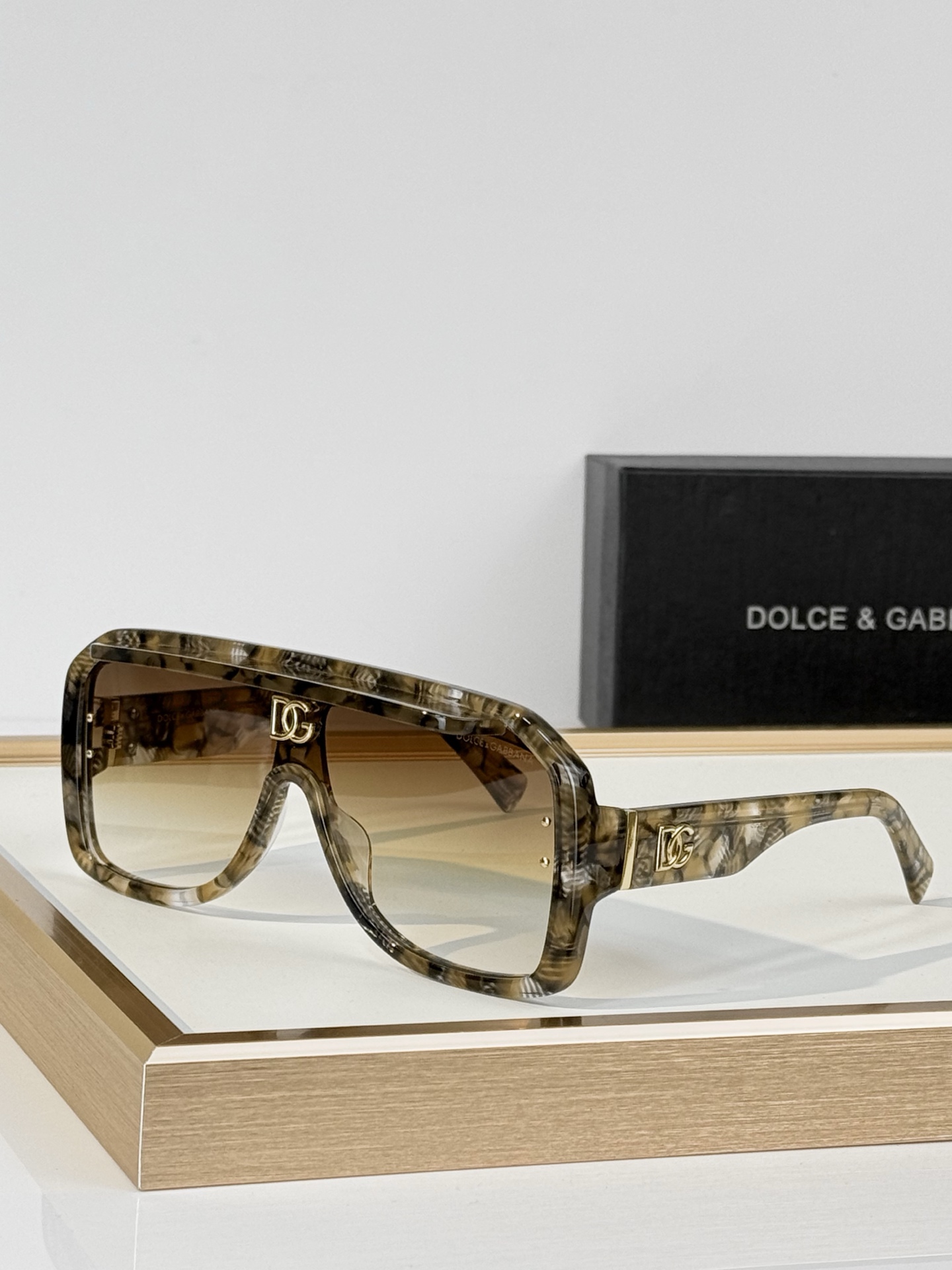 𝘿𝙊𝙇𝘾𝙀&𝙂𝘼𝘽𝘽𝘼𝙉𝘼  Mod:DG6205 Size:63口11-145 