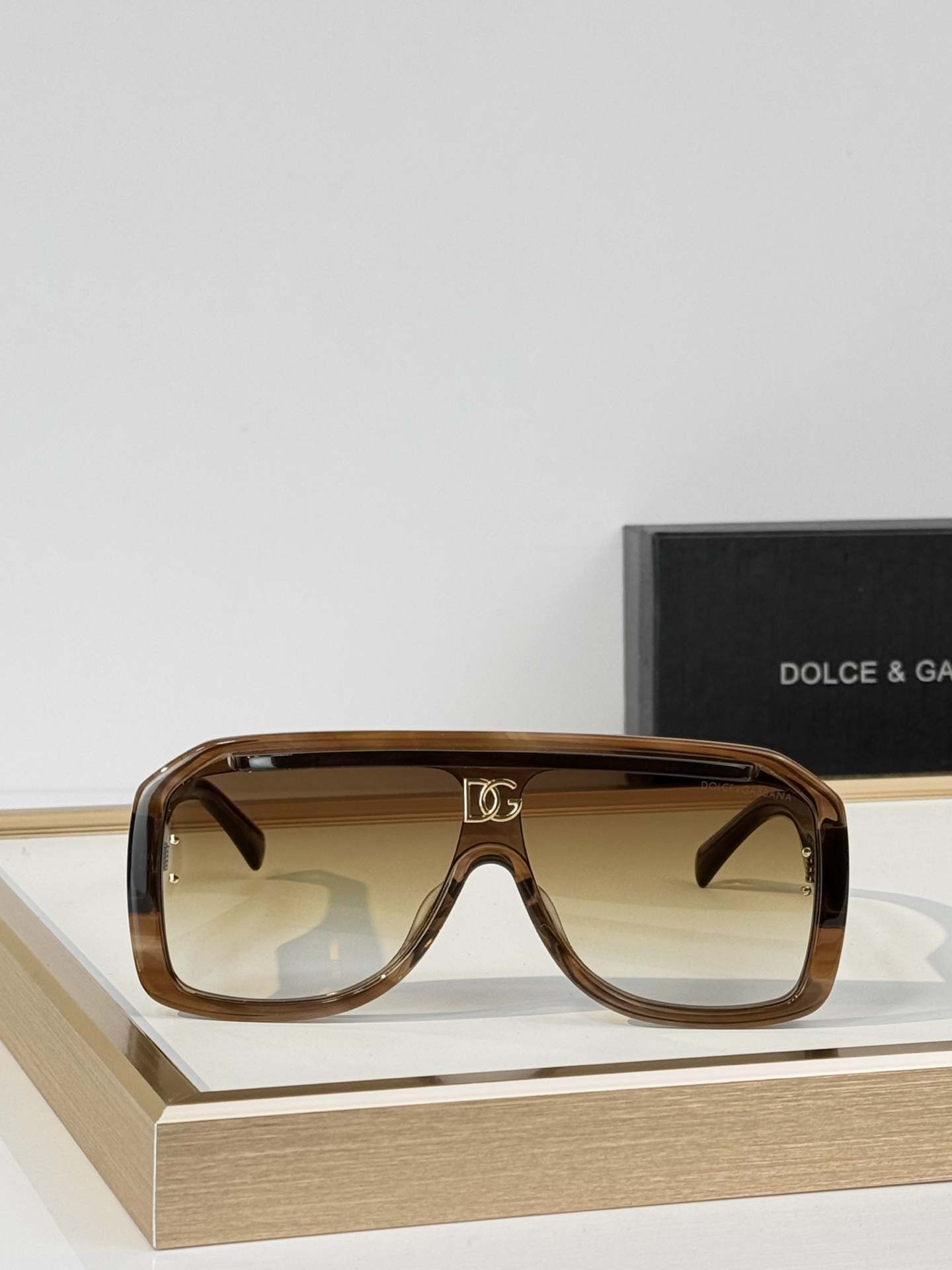 𝘿𝙊𝙇𝘾𝙀&𝙂𝘼𝘽𝘽𝘼𝙉𝘼  Mod:DG6205 Size:63口11-145 
