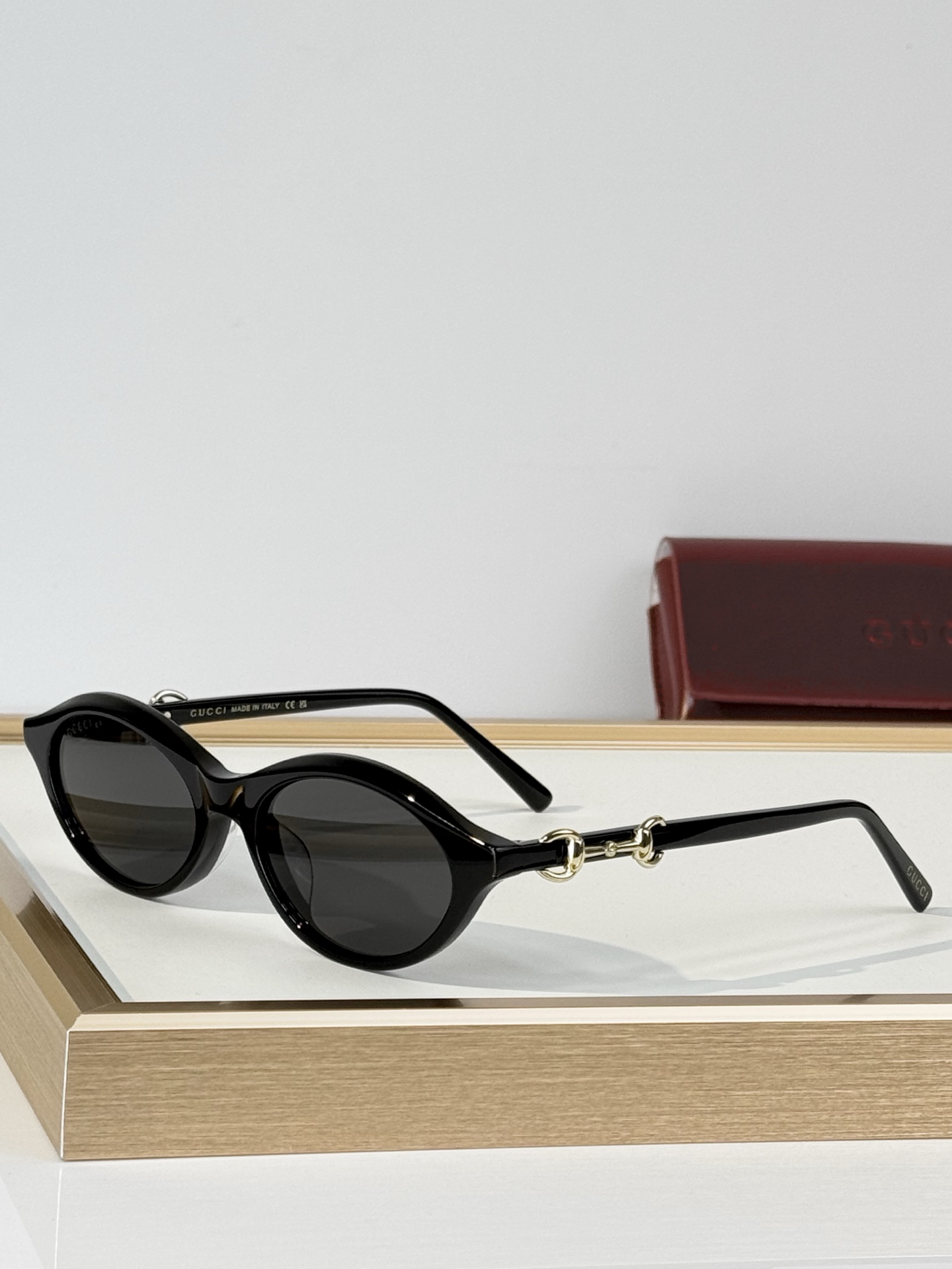 Gucc* Mod：GG2215S Size：54口18-145  