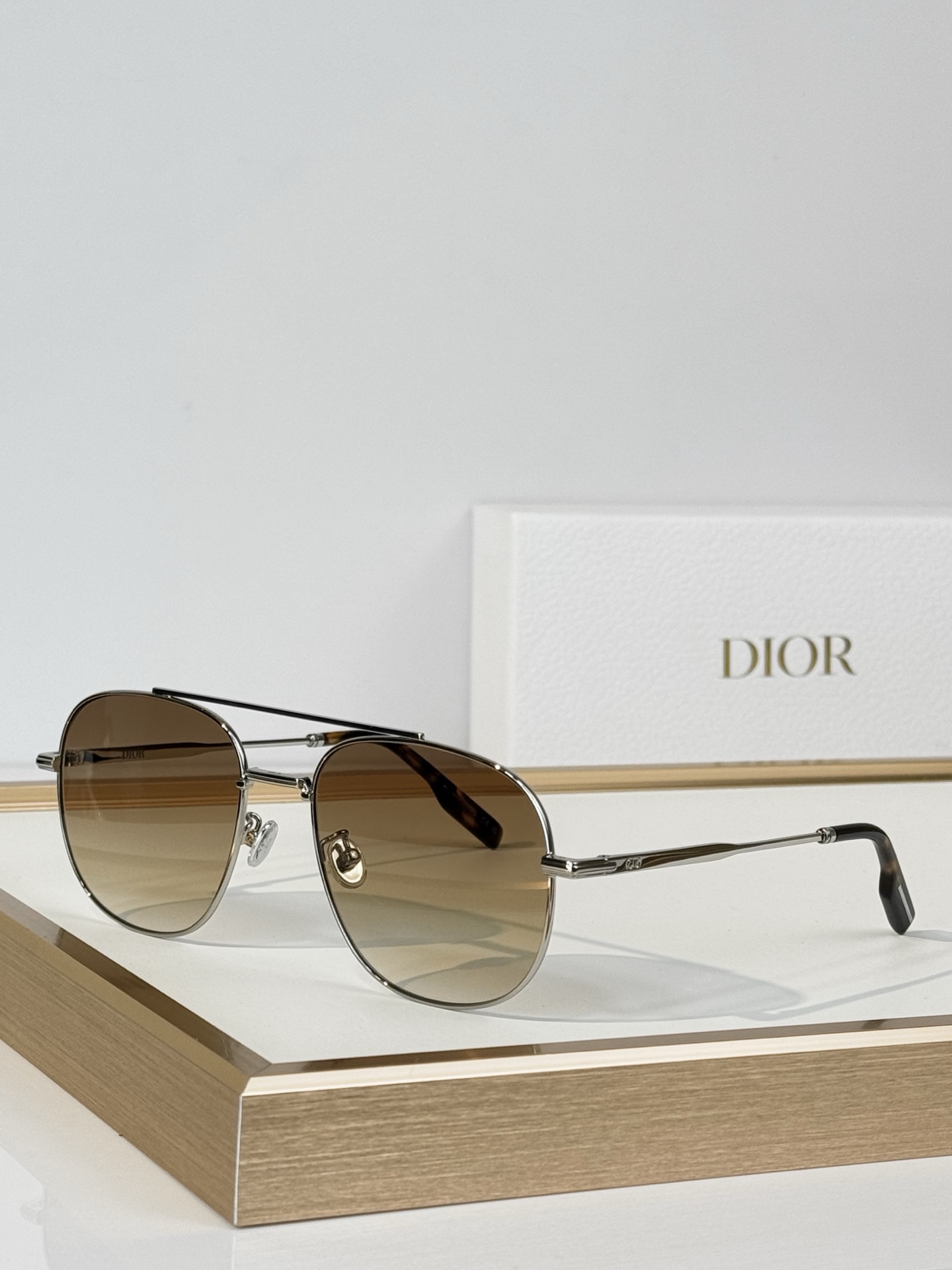 Dio* Mod：DiorBlackSuit A6F Size：60口18-145  