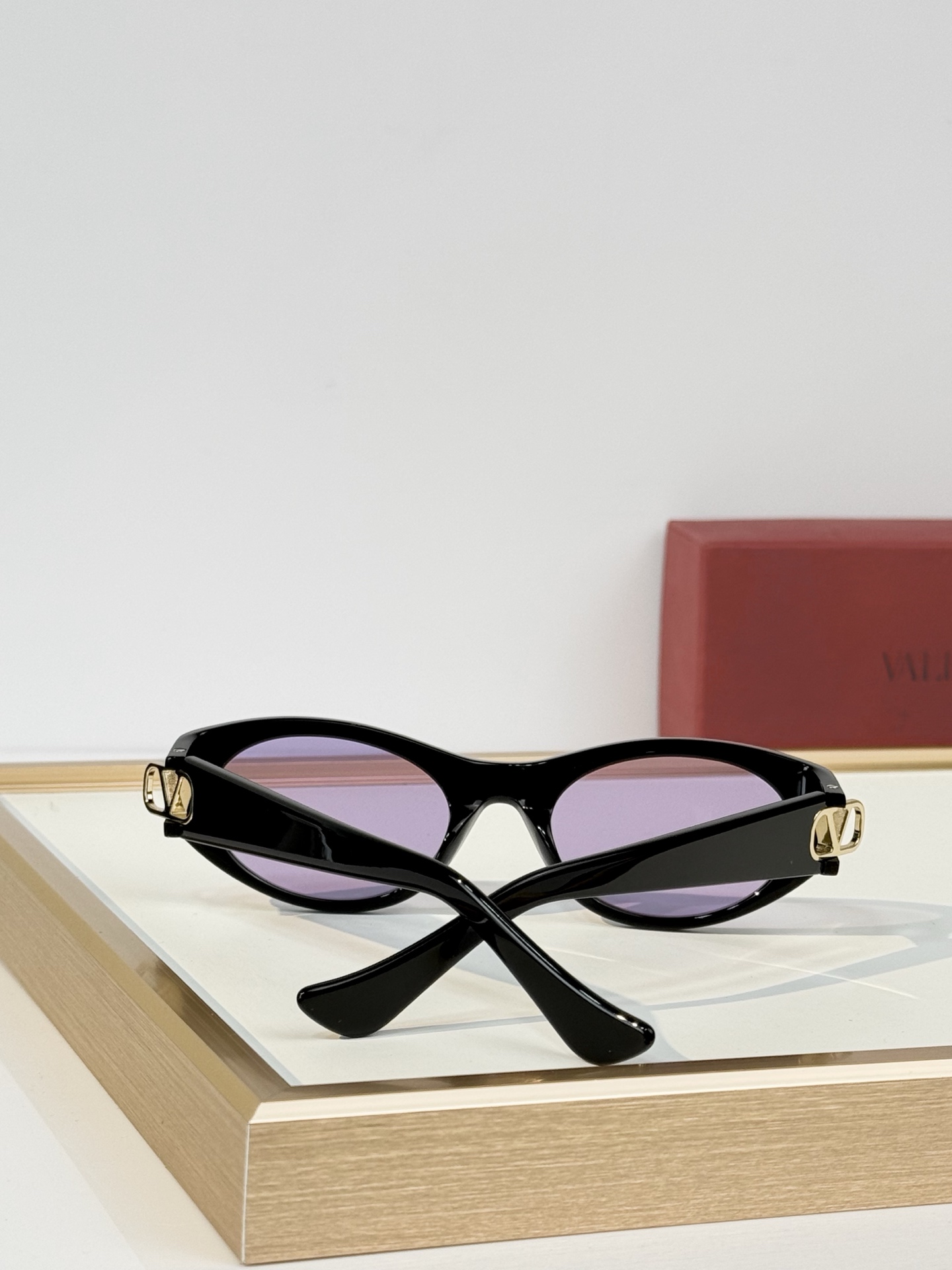 VALENTINO MODEL：VG0015S SIZE：53口21-140 