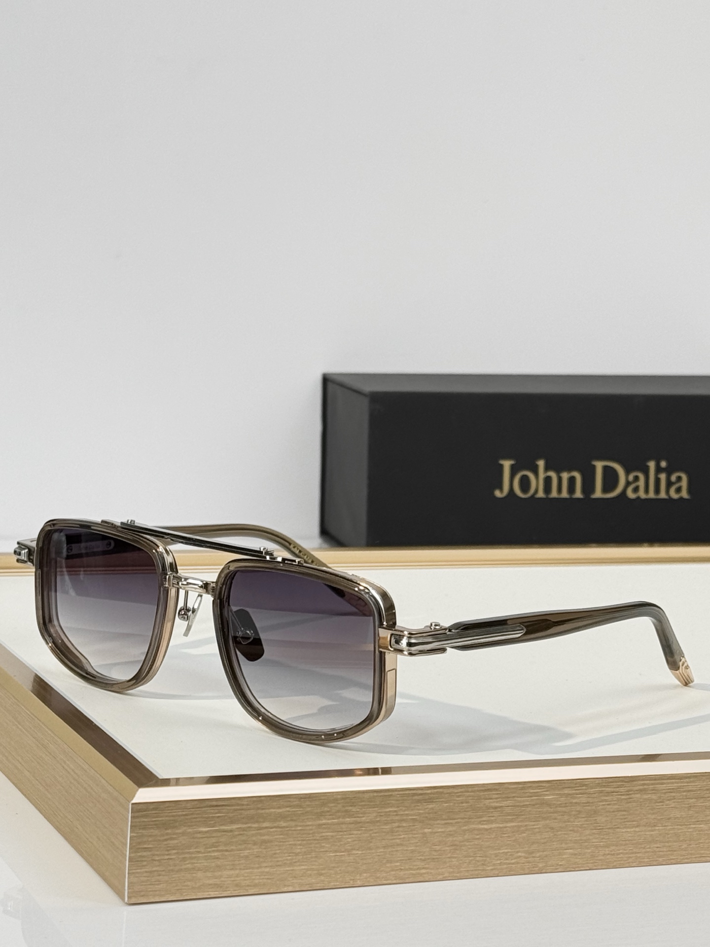 John Daila MODEL:  KAI SIZE: 57口19-145  盒子另计20