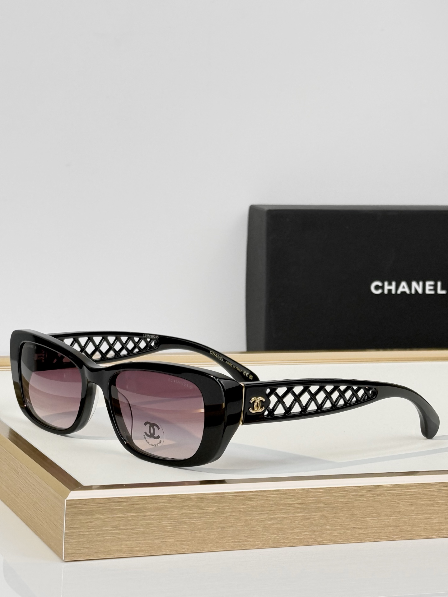 Chane* Mod：CH3518 Size：54口17-135 。