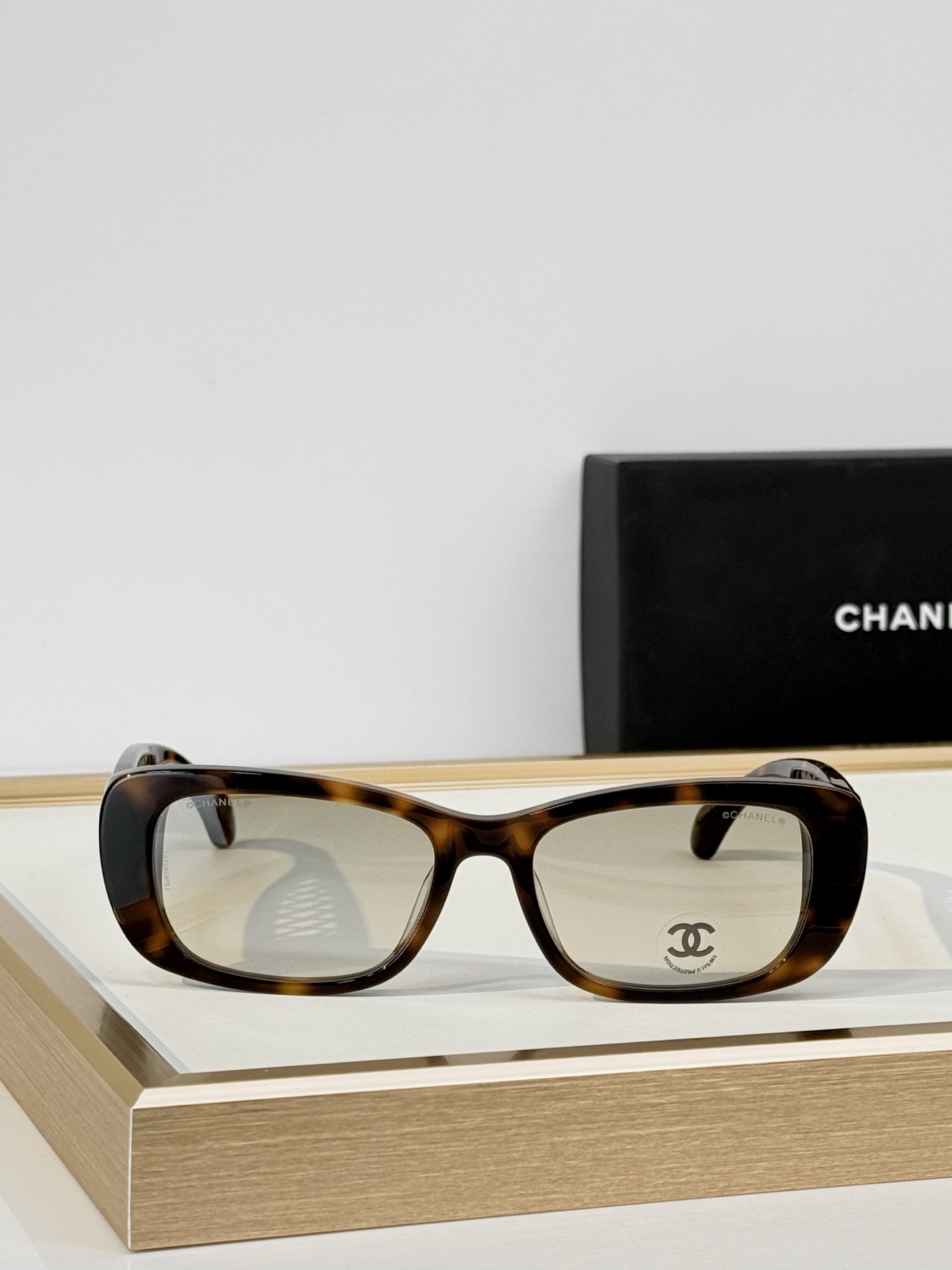 Chane* Mod：CH3518 Size：54口17-135 。