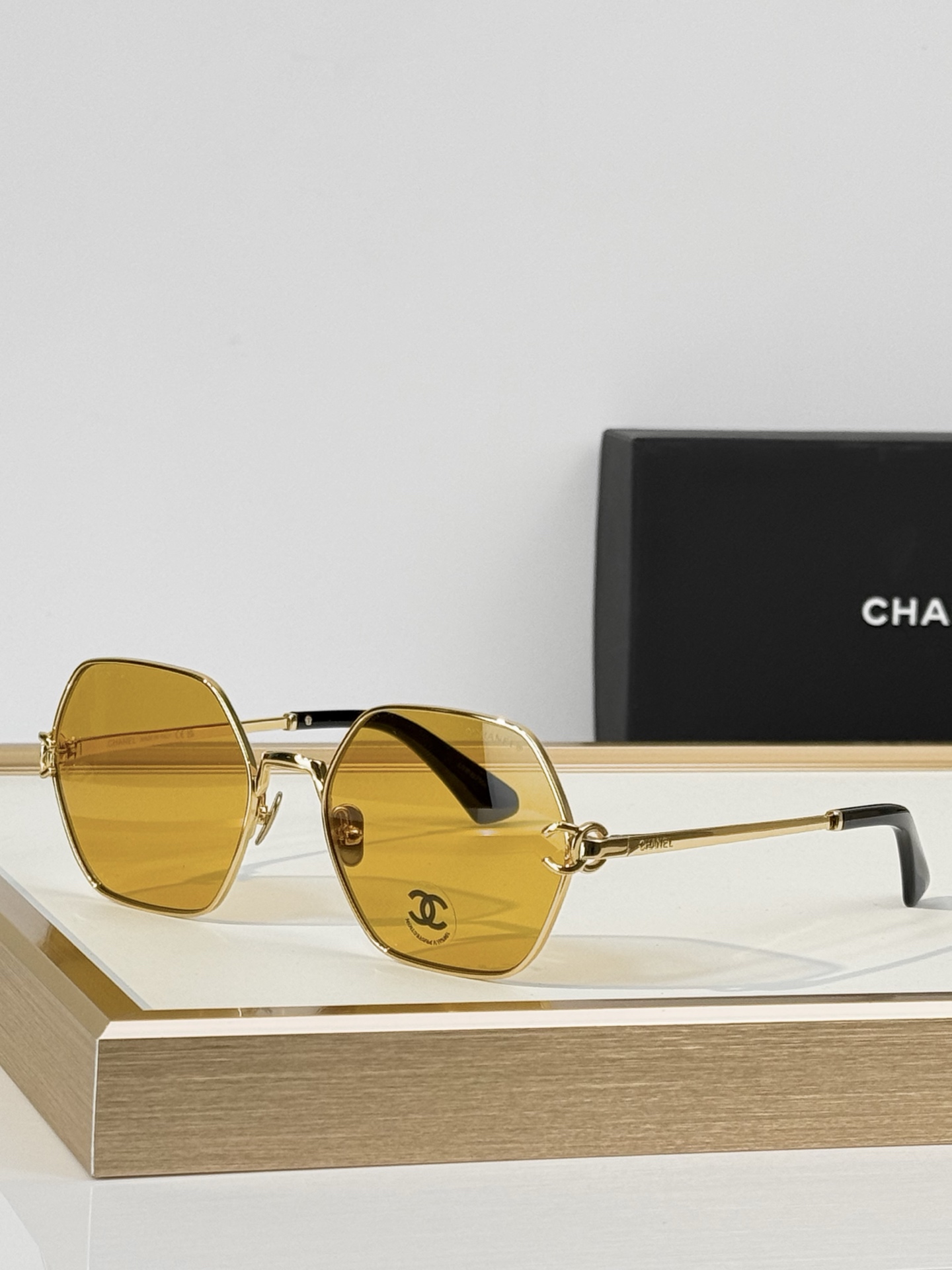 CHANEL MOD：CH2231 Size：55口18-140 