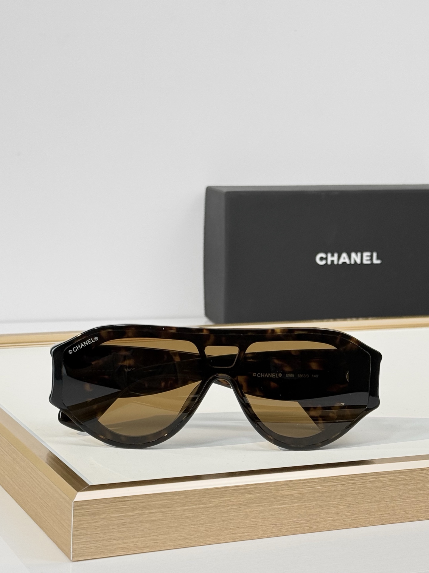 CHANE* MODEL：5568 SIZE：135   