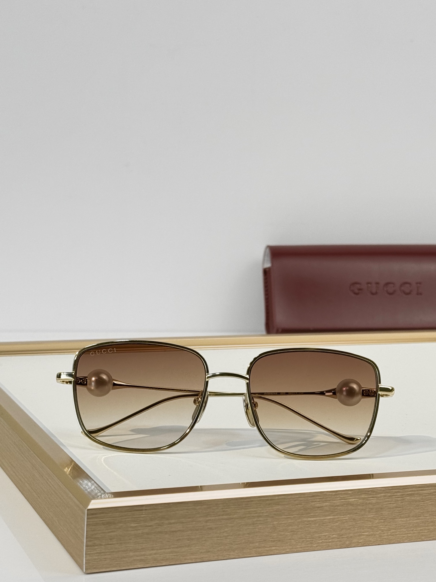 GUCC*  MODEL：GG2321S  SIZE：56口17-135 
