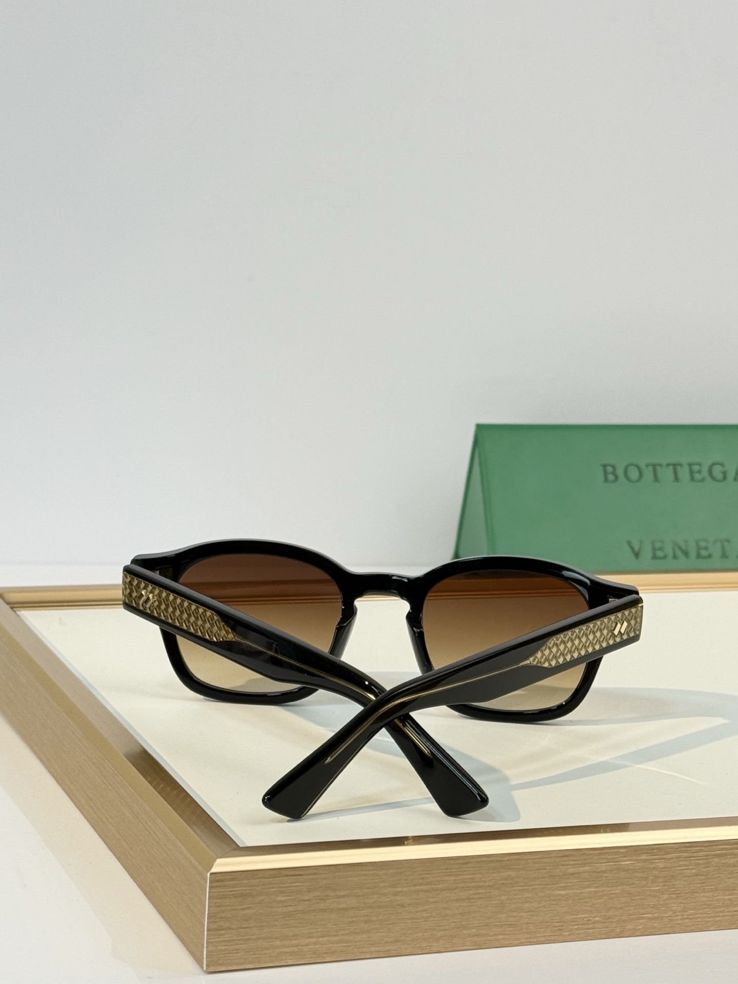 BOTTE VENETA MOD:BV1445OA Size:51口22-145  