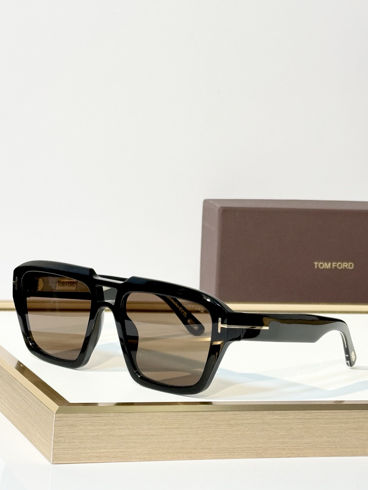 TOMFORD MOD：FT1202 Size：56口19 140 🆕 