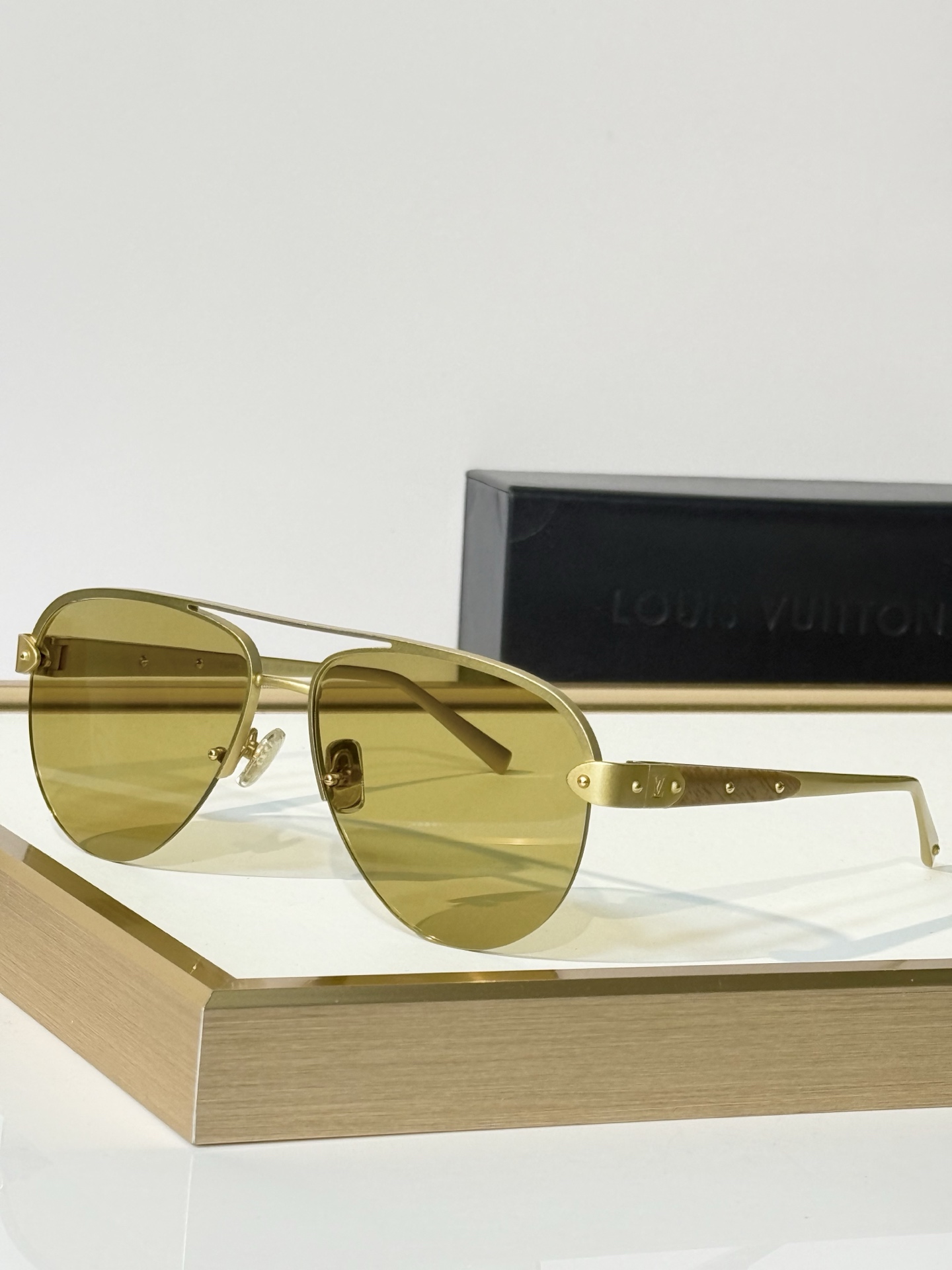LOUIS VUITTO* MODEL：Z3240U SIZE：60口15-145 🆕 