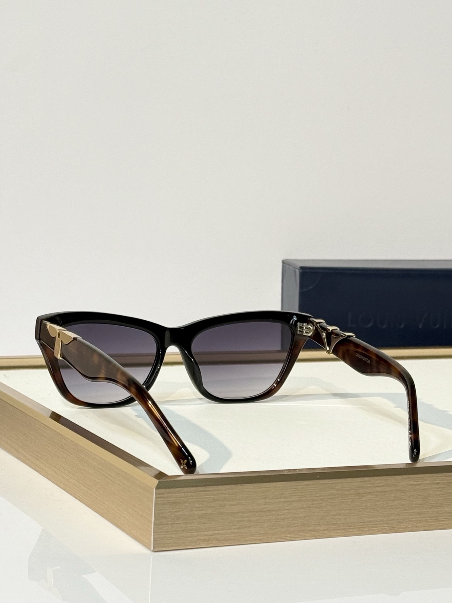 LOUIS VUITTO* MODEL：Z3447U SIZE：55口16-145 🆕 