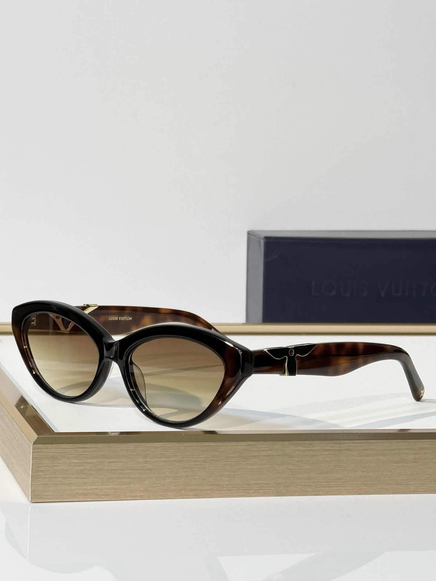 LOUIS VUITTO* MODEL：Z3446U SIZE：55口16-145 🆕 