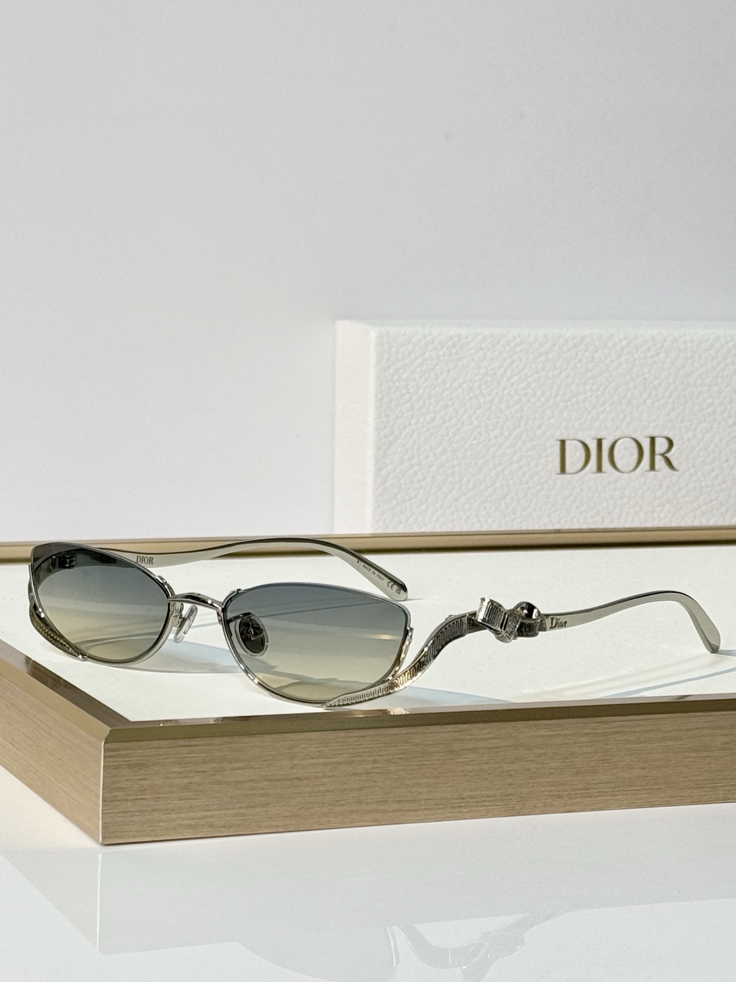 🆕  DIO* Model：Dior Bow B1U SIZE：55口19-135 