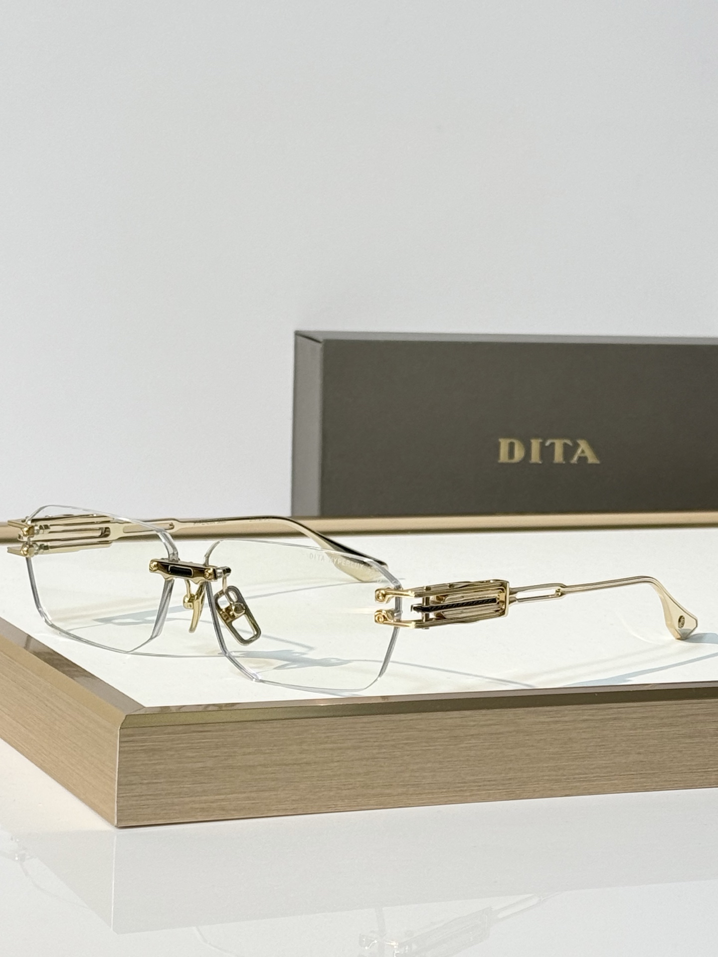 🆕  DITA MODEL：DTX198 SIZE：59口13-142 