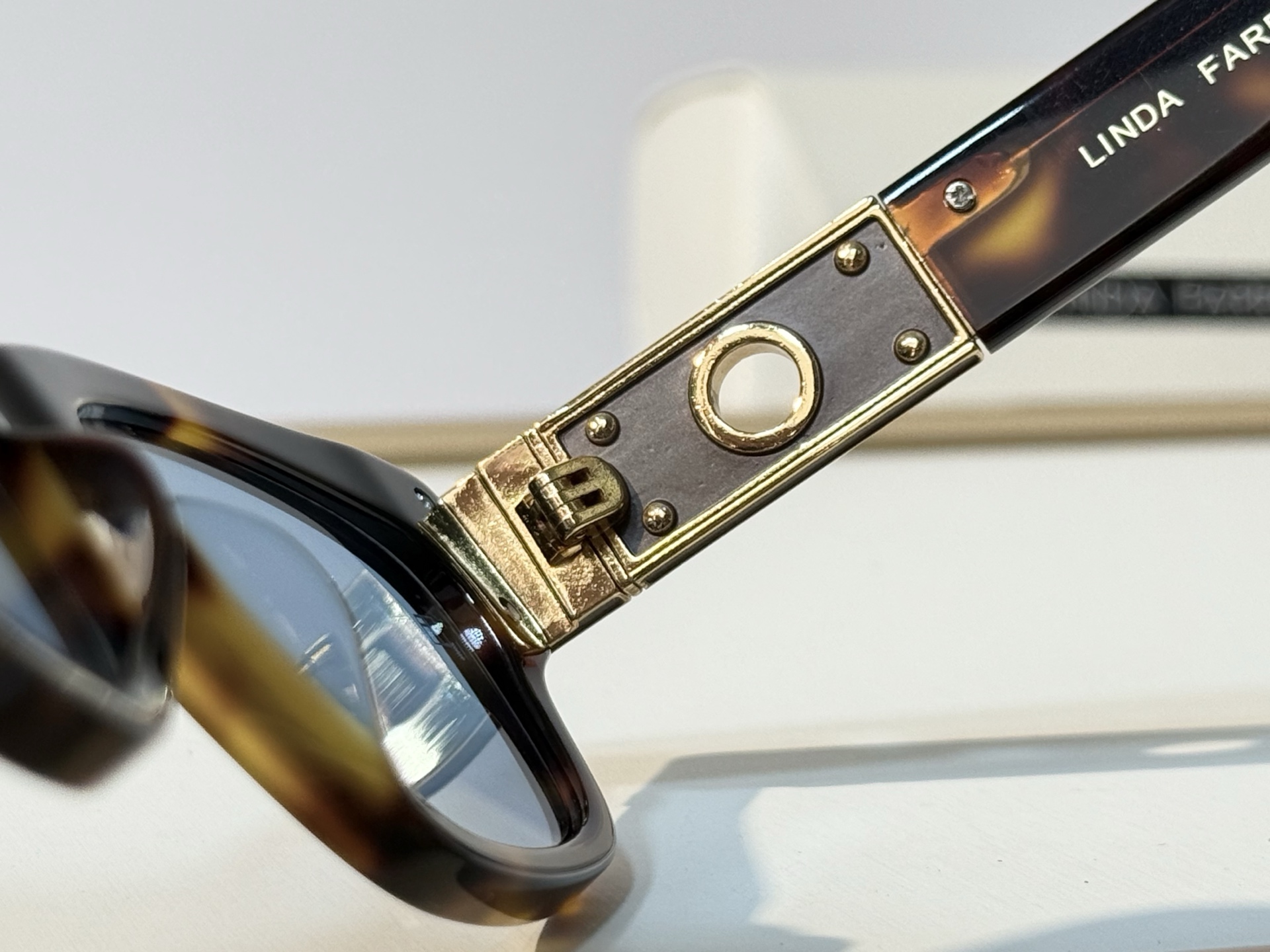 🆕  LINDA FARROW *  Model: LFT 1623 size:55口17-145