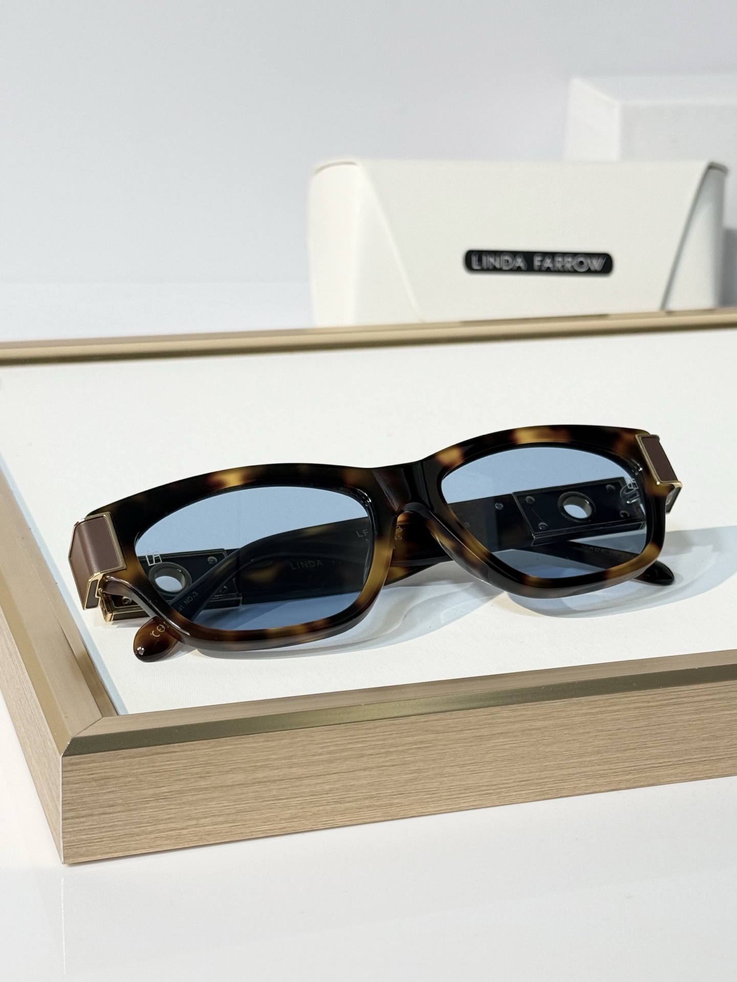 🆕  LINDA FARROW *  Model: LFT 1623 size:55口17-145