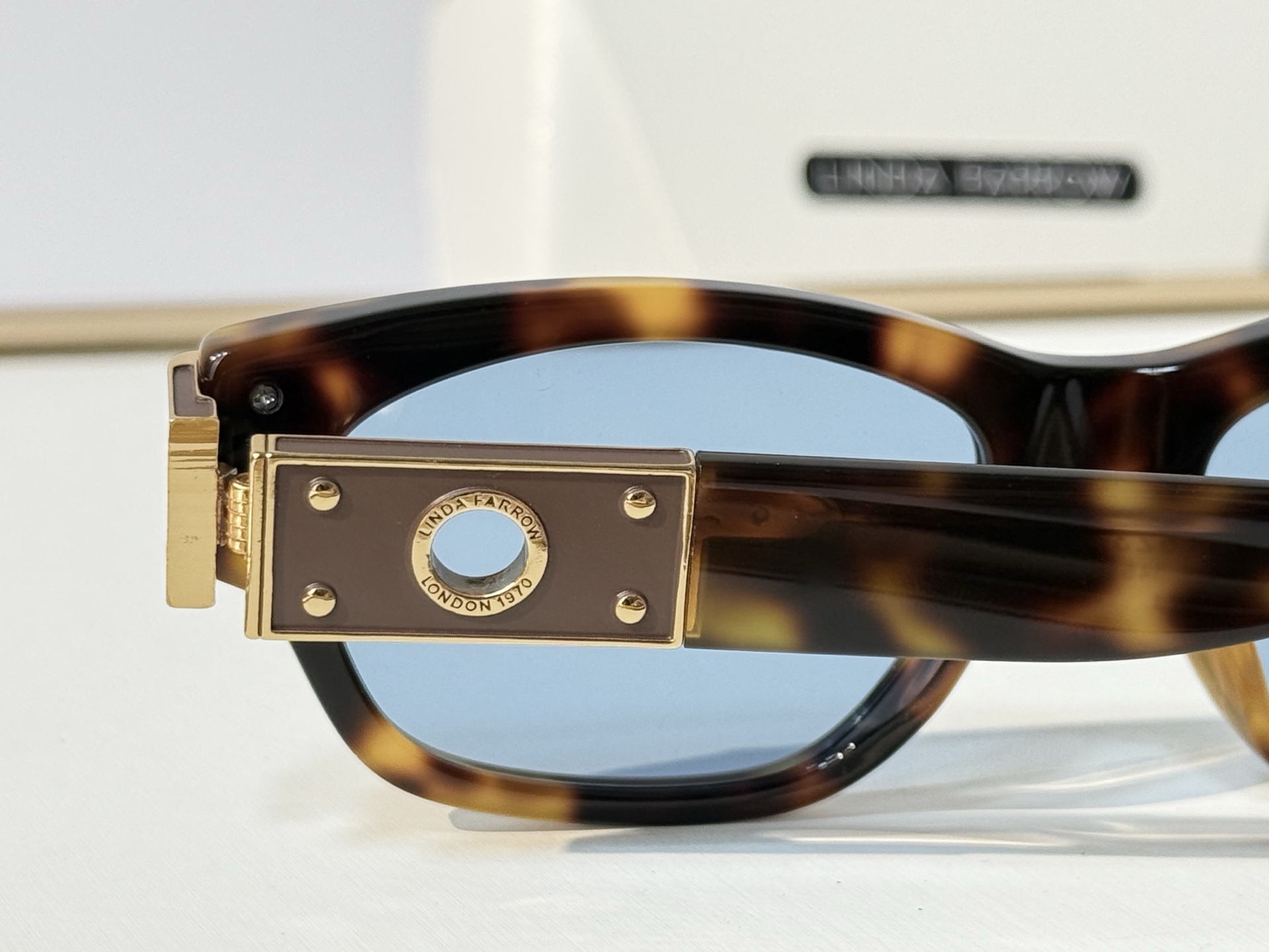 🆕  LINDA FARROW *  Model: LFT 1623 size:55口17-145