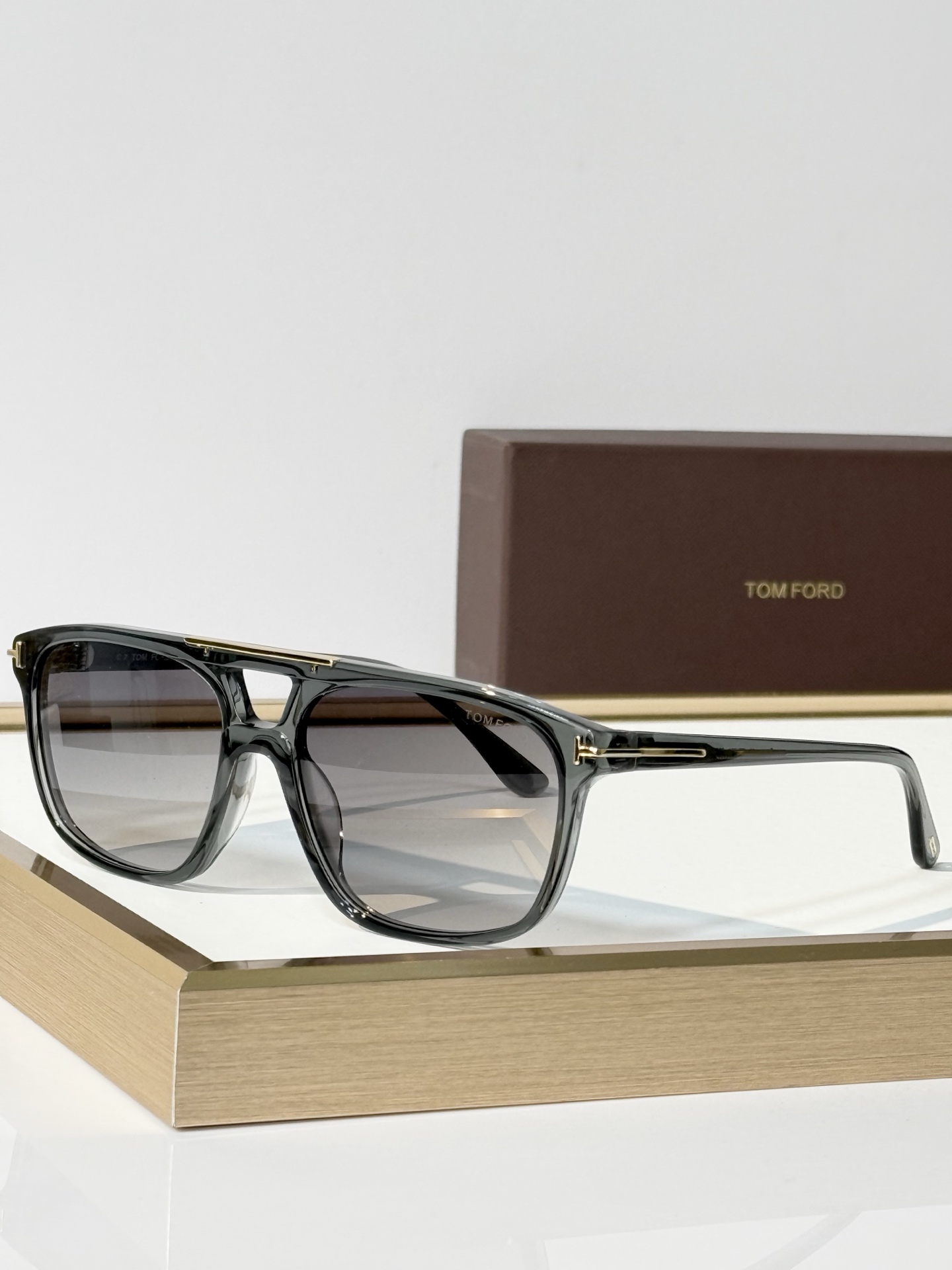 ￼✔️￼𝐓𝐎𝐌 𝐅𝐎𝐑𝐃  Tom Ford MOD：FT1338（BRIANNA） SIZE：58口17-140 