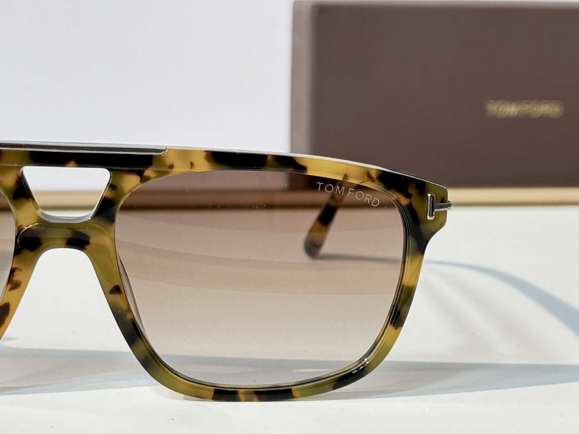 ￼✔️￼𝐓𝐎𝐌 𝐅𝐎𝐑𝐃  Tom Ford MOD：FT1338（BRIANNA） SIZE：58口17-140 
