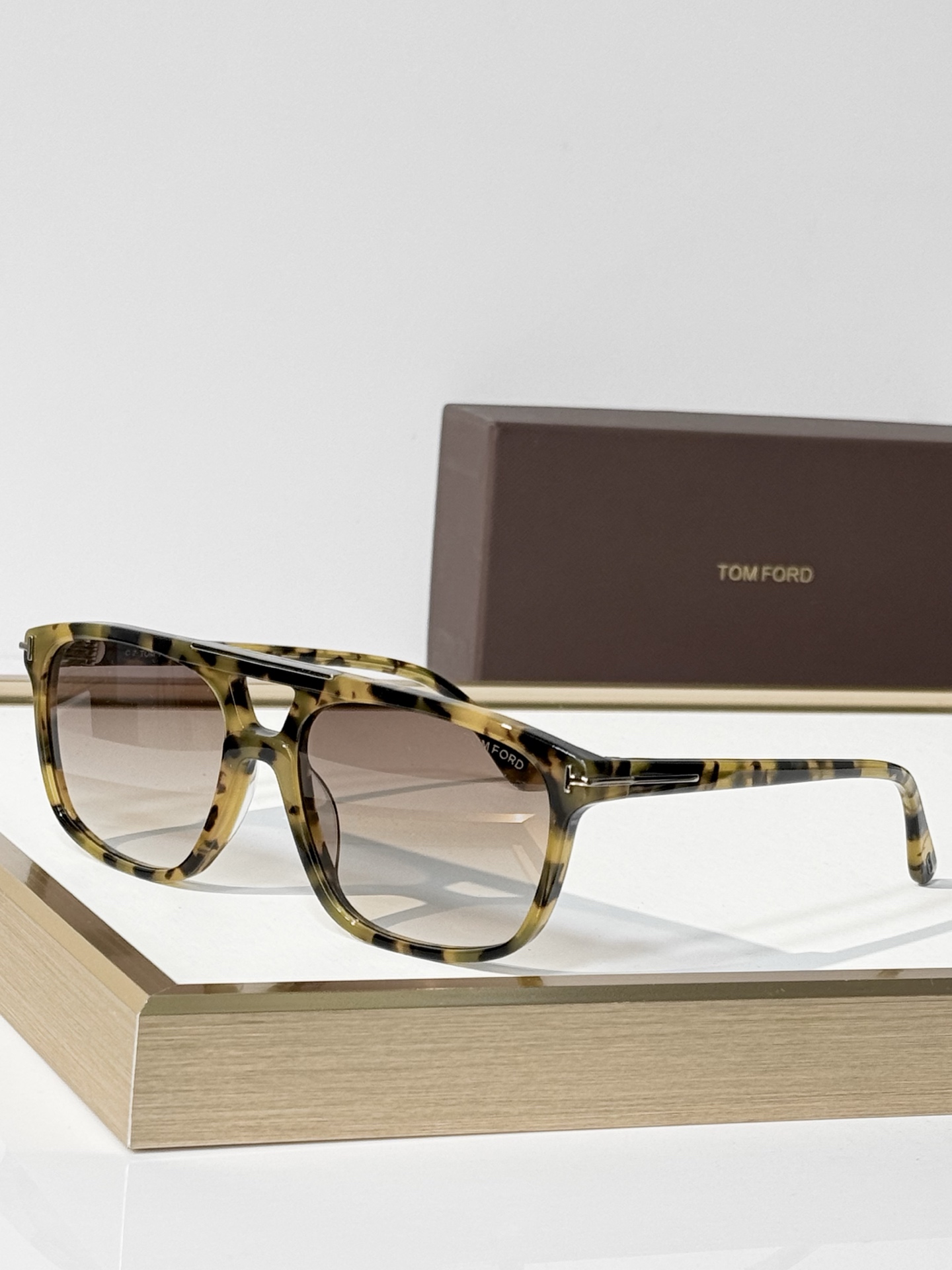 ￼✔️￼𝐓𝐎𝐌 𝐅𝐎𝐑𝐃  Tom Ford MOD：FT1338（BRIANNA） SIZE：58口17-140 