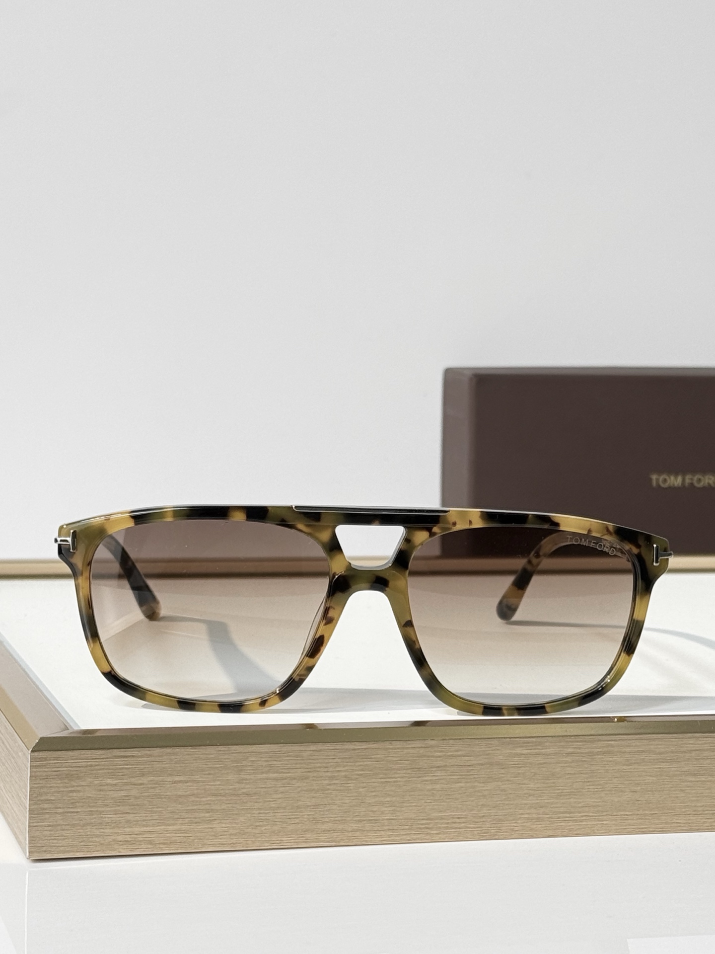 ￼✔️￼𝐓𝐎𝐌 𝐅𝐎𝐑𝐃  Tom Ford MOD：FT1338（BRIANNA） SIZE：58口17-140 
