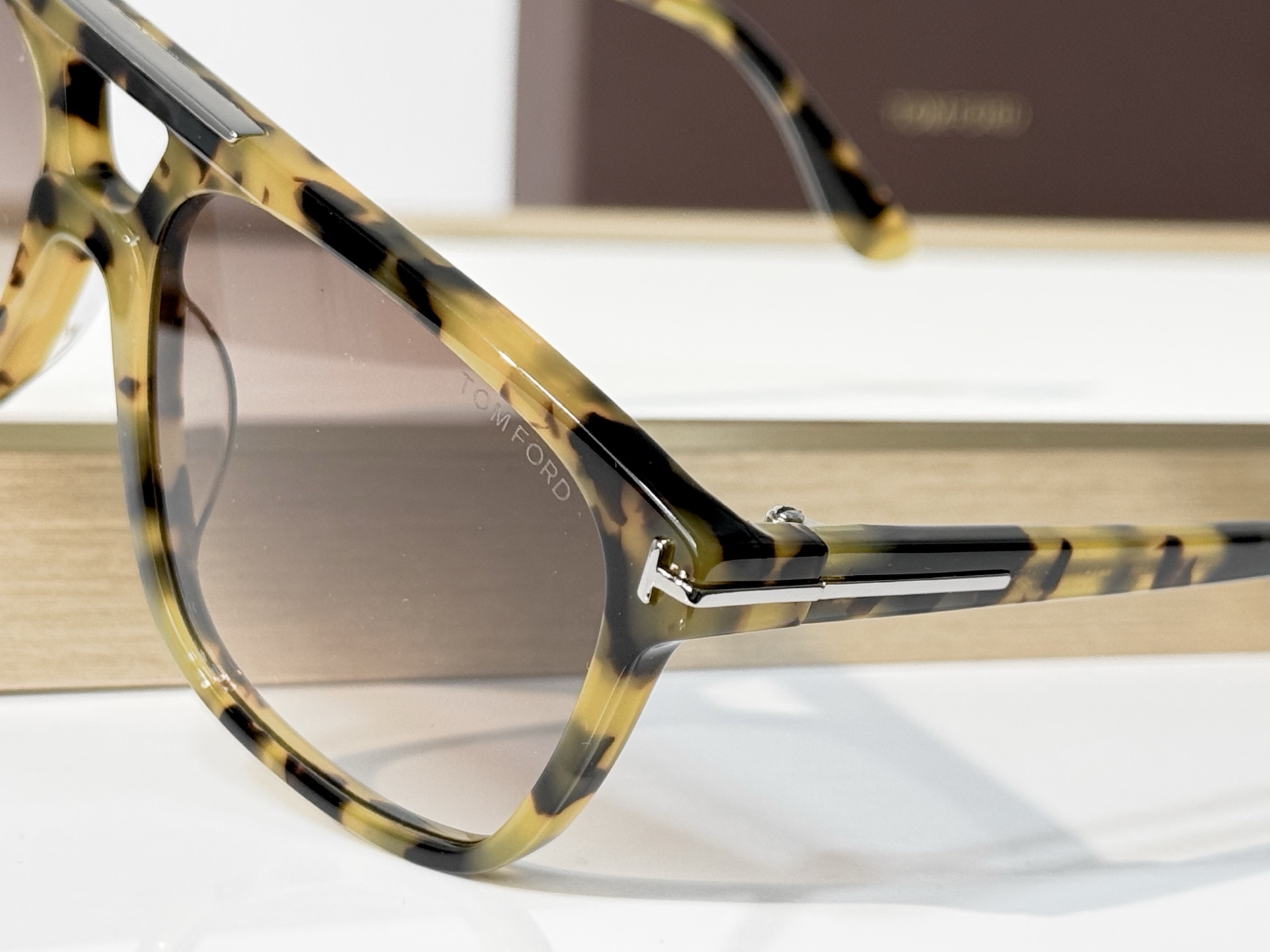￼✔️￼𝐓𝐎𝐌 𝐅𝐎𝐑𝐃  Tom Ford MOD：FT1338（BRIANNA） SIZE：58口17-140 