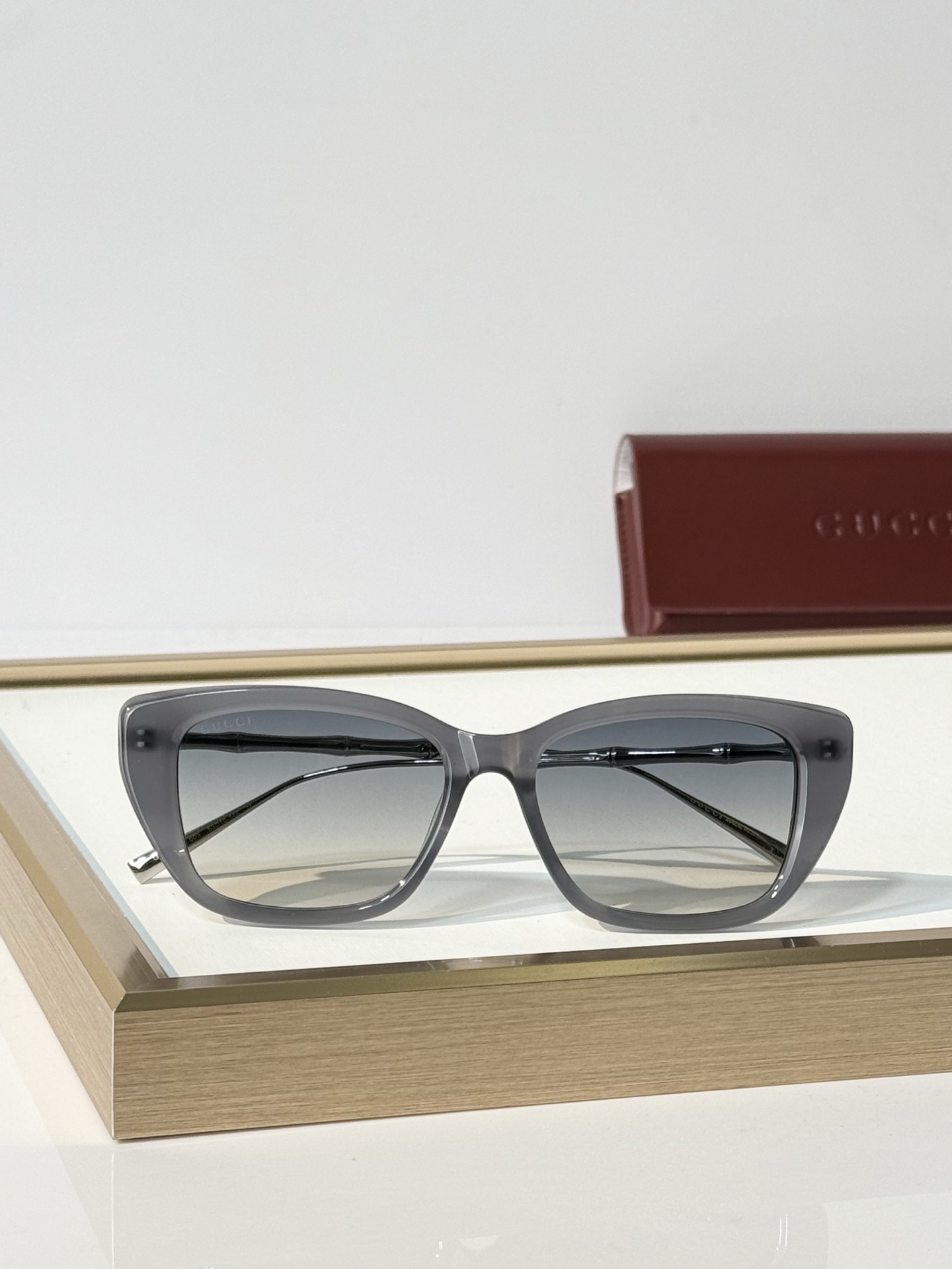 GUCCI* MODEL：GG2380S SIZE：53口16-145 
