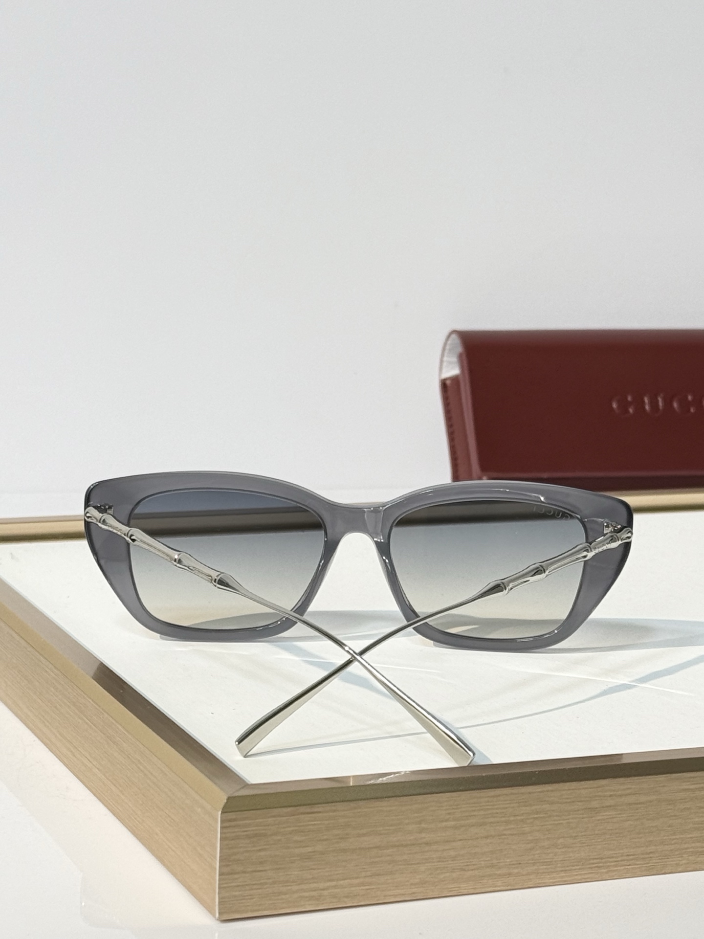 GUCCI* MODEL：GG2380S SIZE：53口16-145 