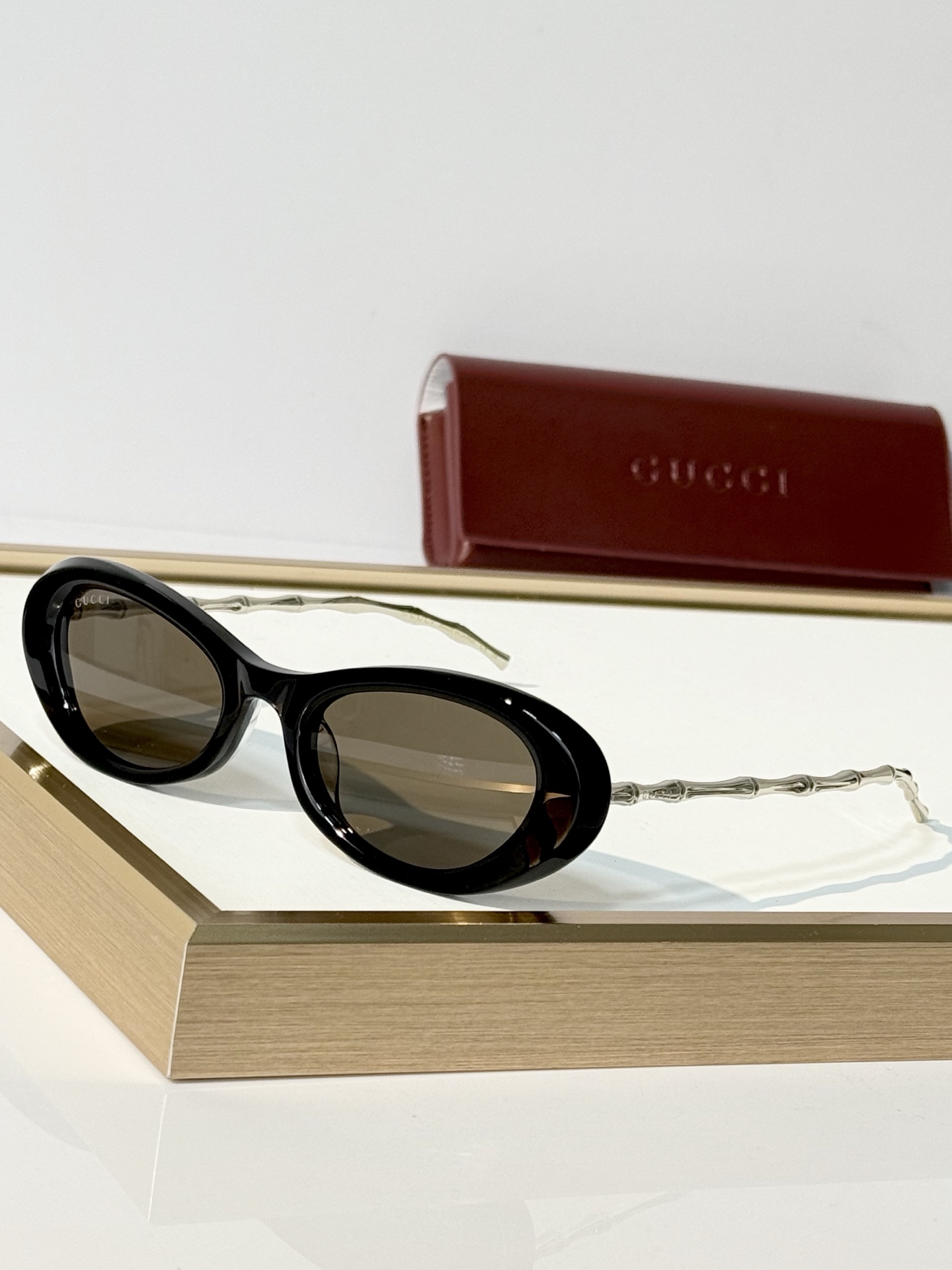 GUCCI* MODEL：GG2381S SIZE：51口19-145 
