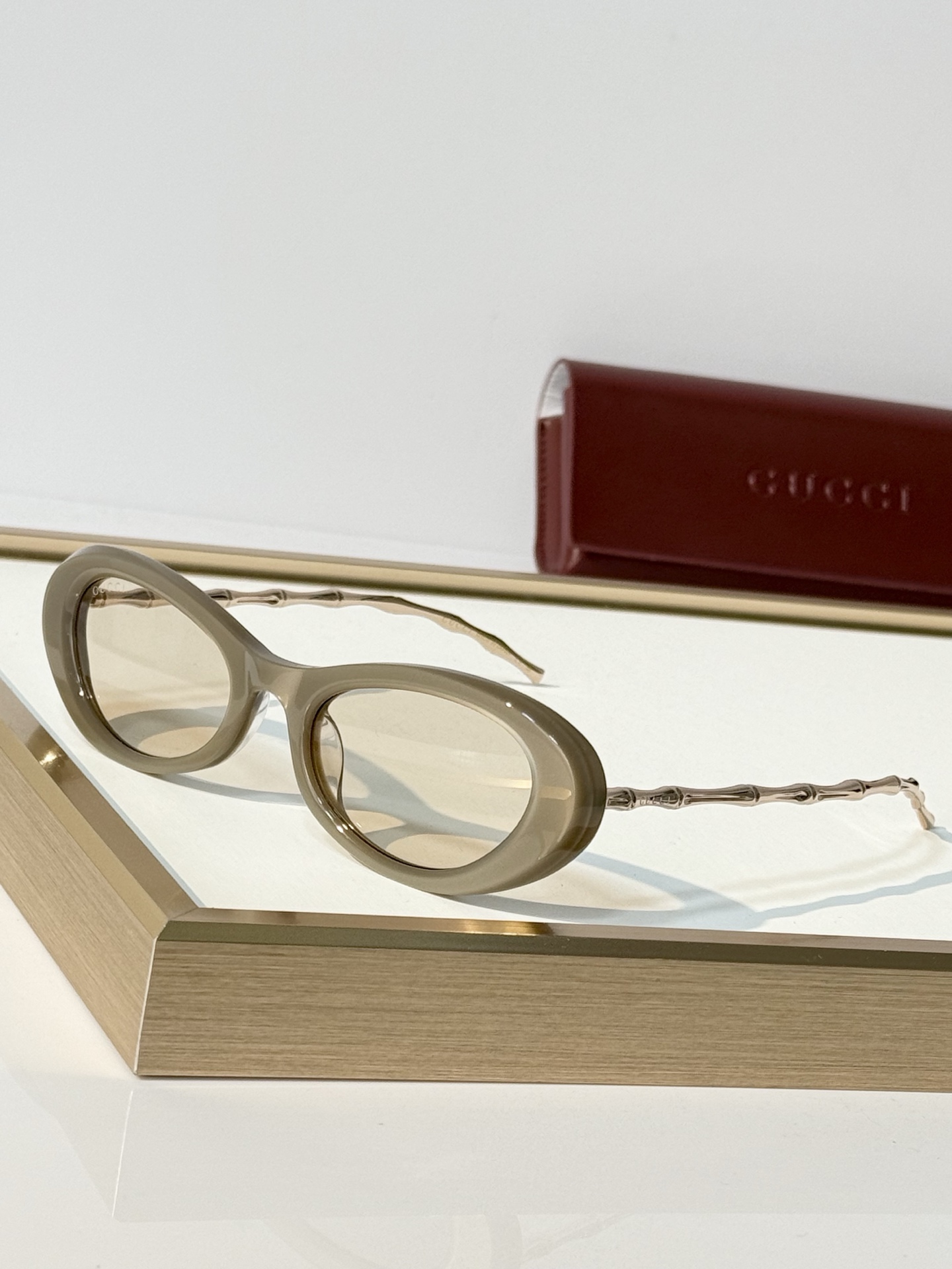 GUCCI* MODEL：GG2381S SIZE：51口19-145 