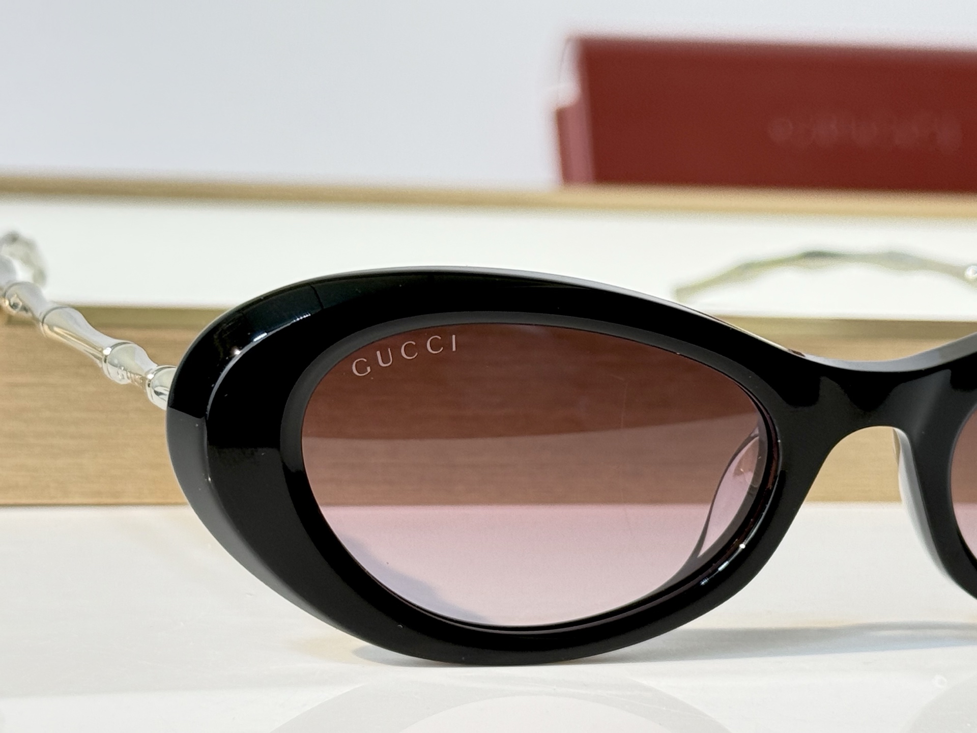GUCCI* MODEL：GG2381S SIZE：51口19-145