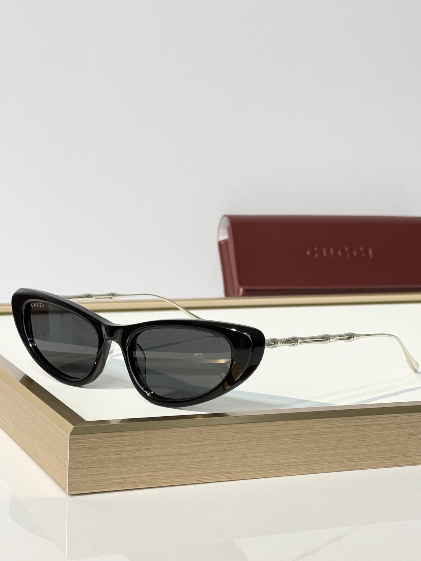 GUCCI* MODEL：GG2384S SIZE：53口17-145 