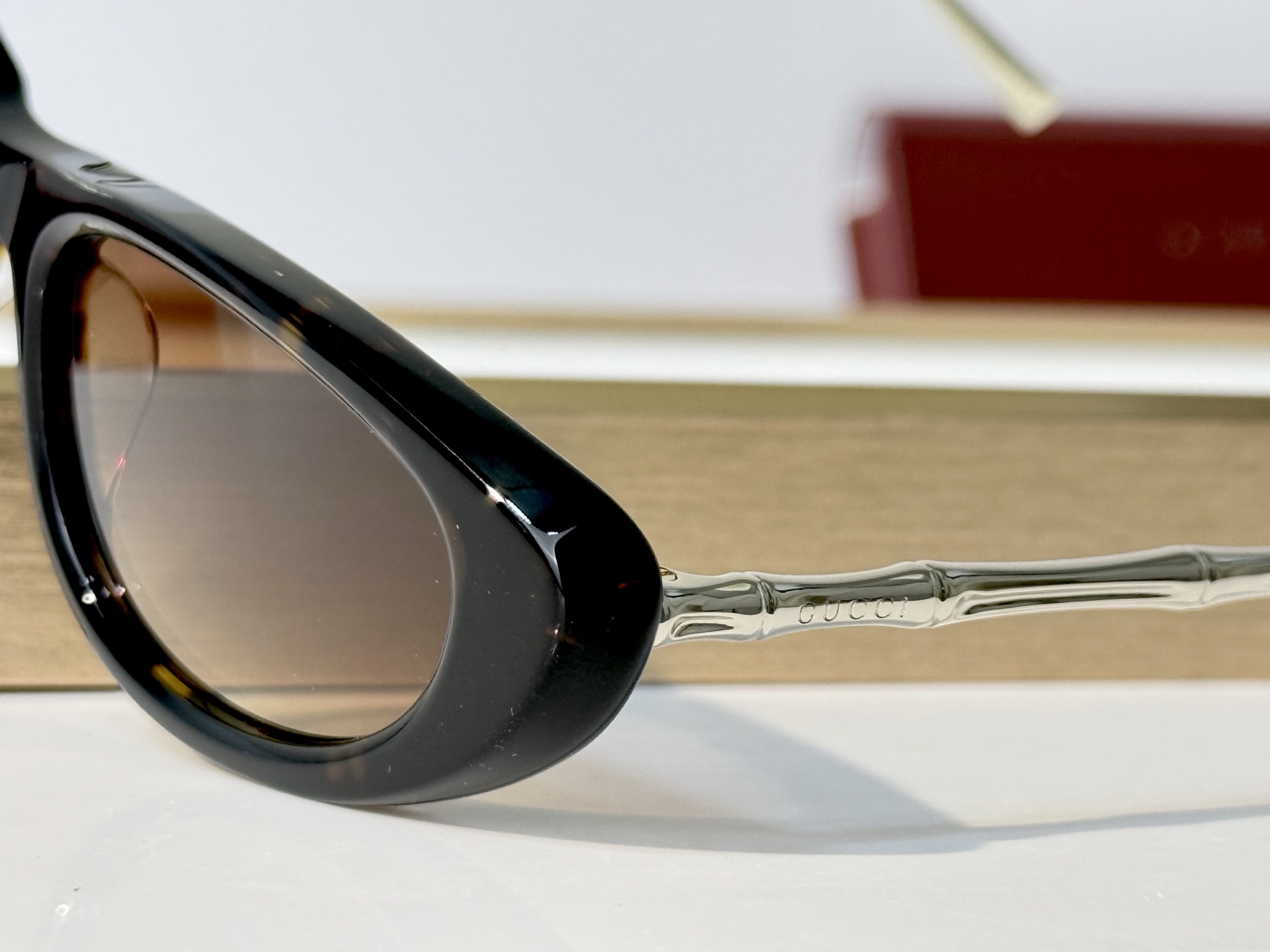GUCCI* MODEL：GG2384S SIZE：53口17-145