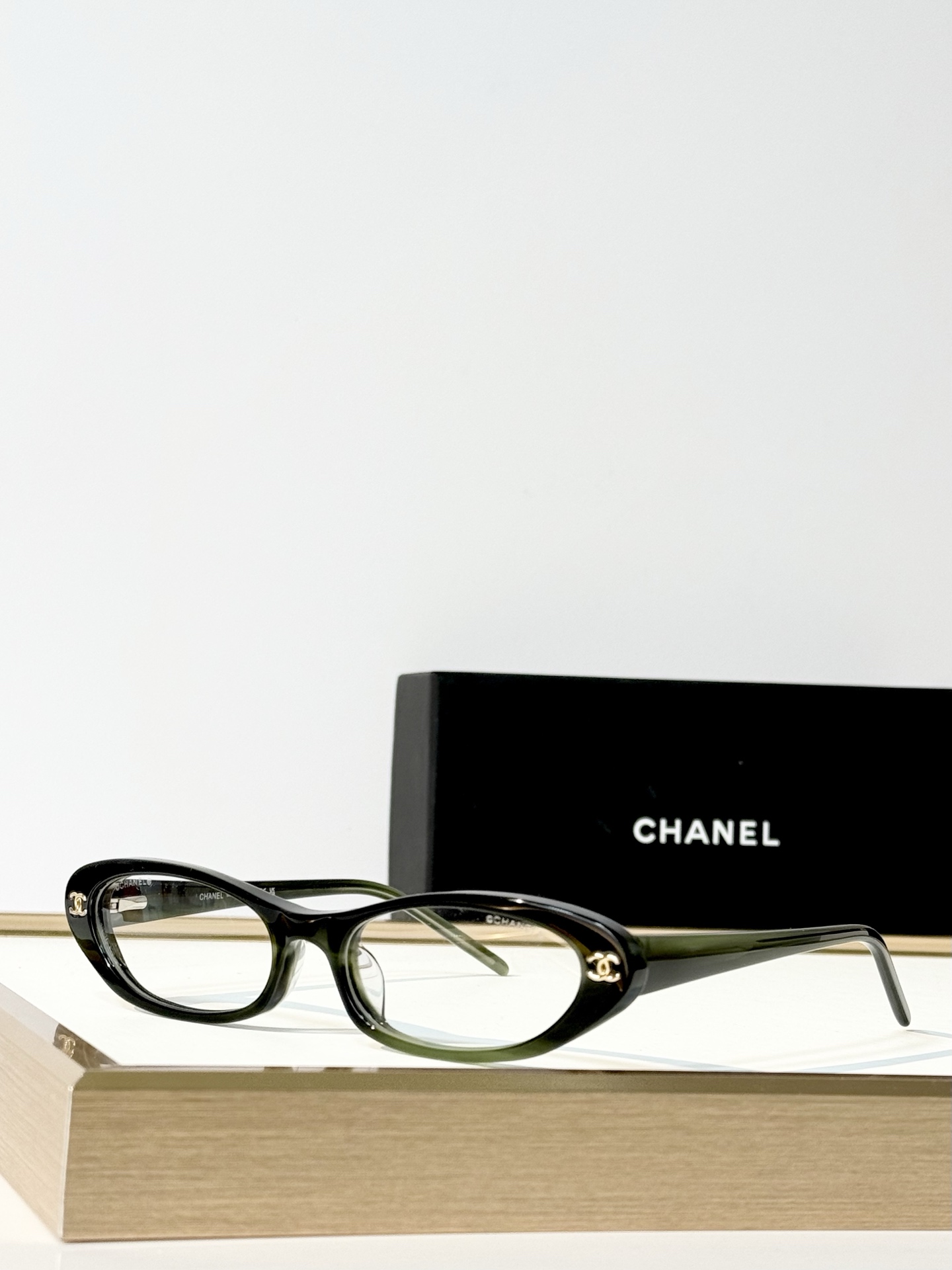 CHANEL MODEL：CH3025 SIZE：52口17-140 