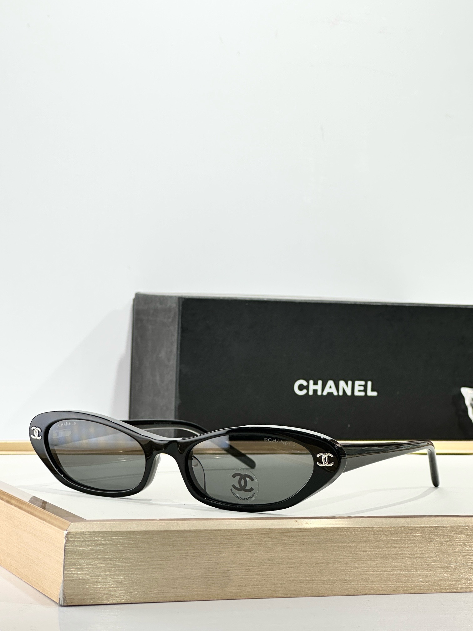 CHANEL MODEL：CH3025 SIZE：52口17-140 