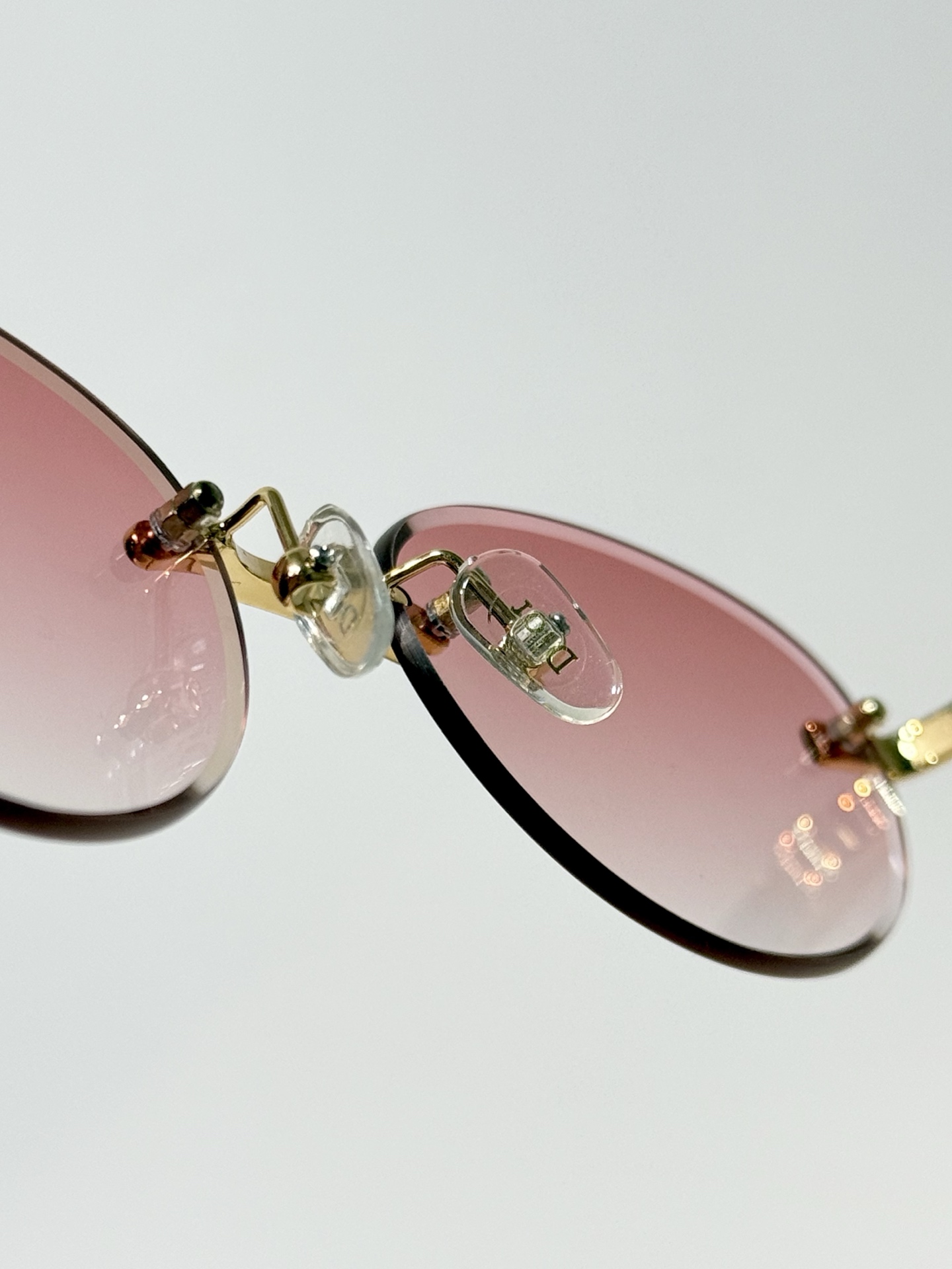 DIOR MODEL: DIORCAT2300M SIZE：57口19-145