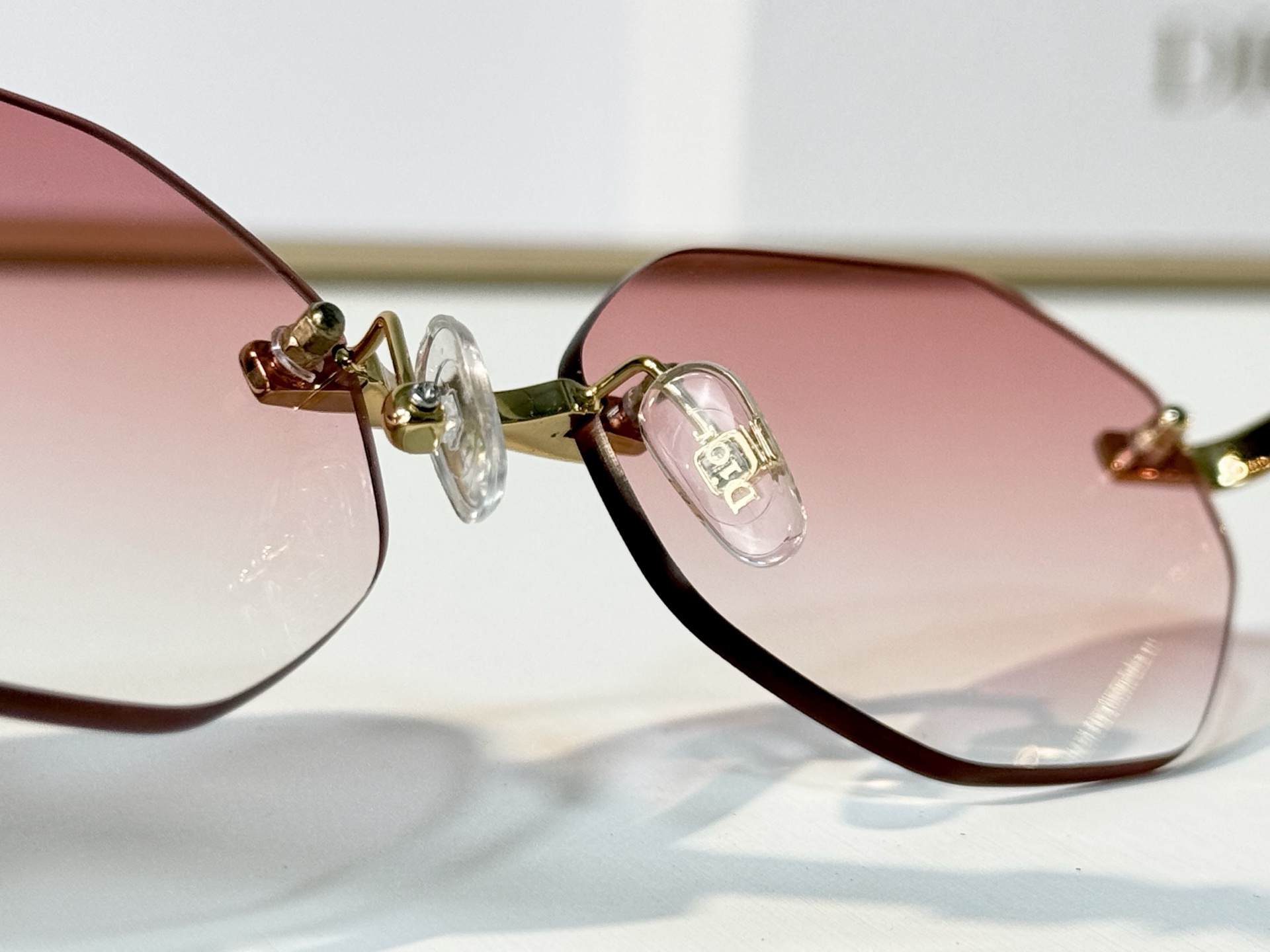 DIOR MODEL: DIORCAT2301M SIZE：57口19-145