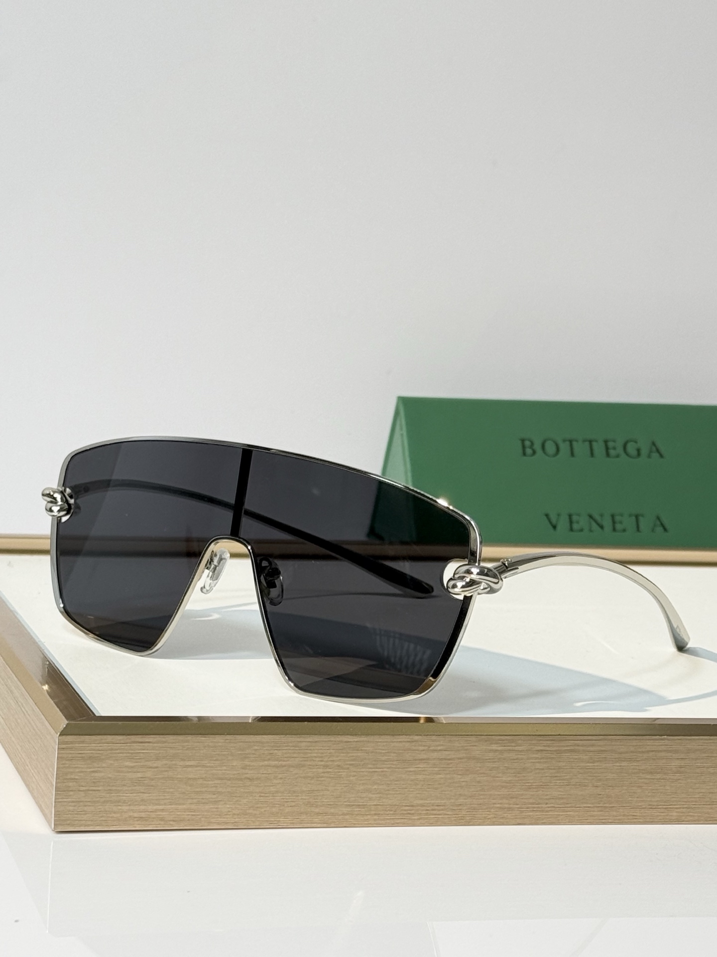 BOTTEGA VENET* MODEL：BV1515S  SIZE：99口1-145 