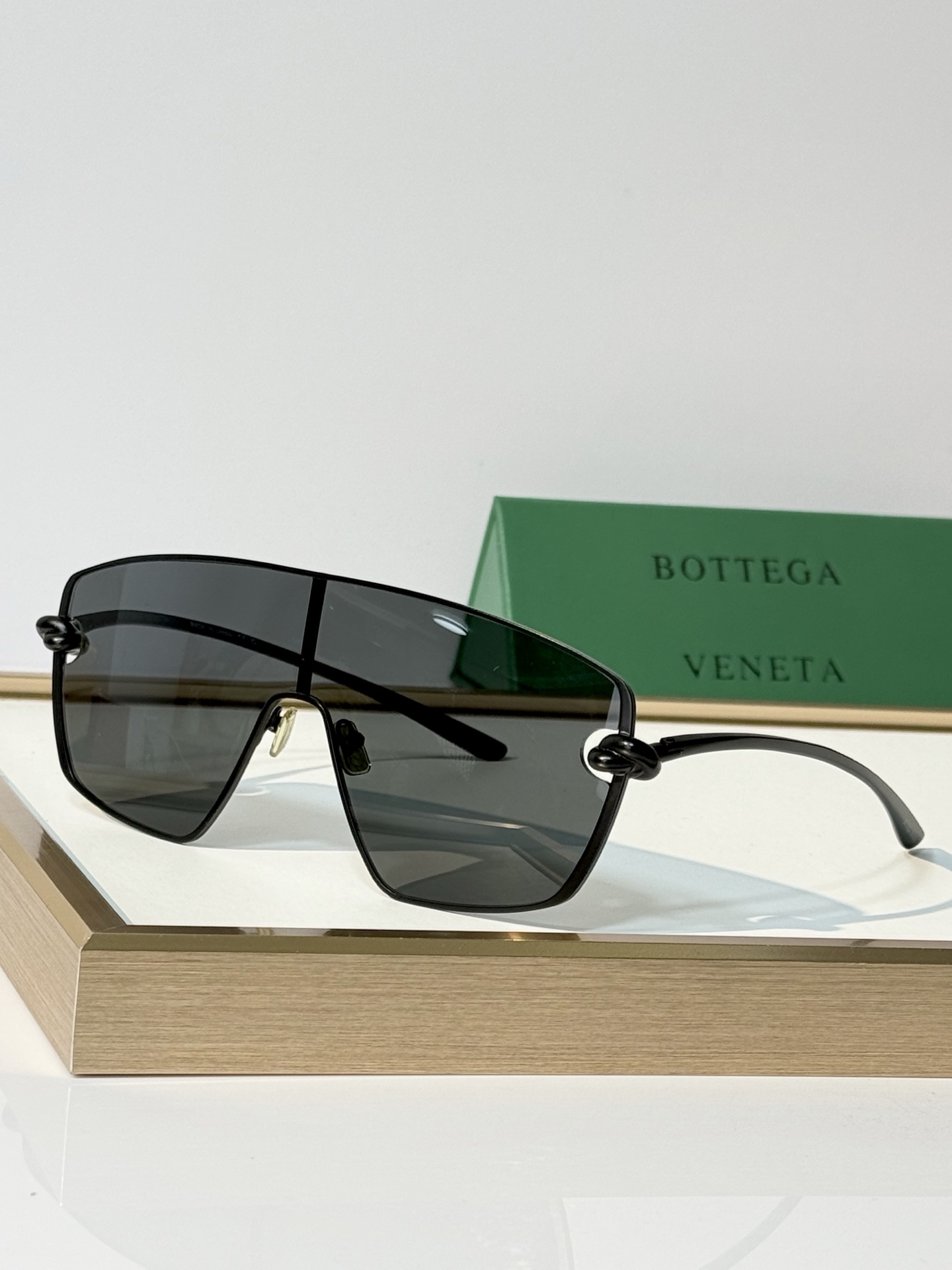 BOTTEGA VENET* MODEL：BV1515S  SIZE：99口1-145 