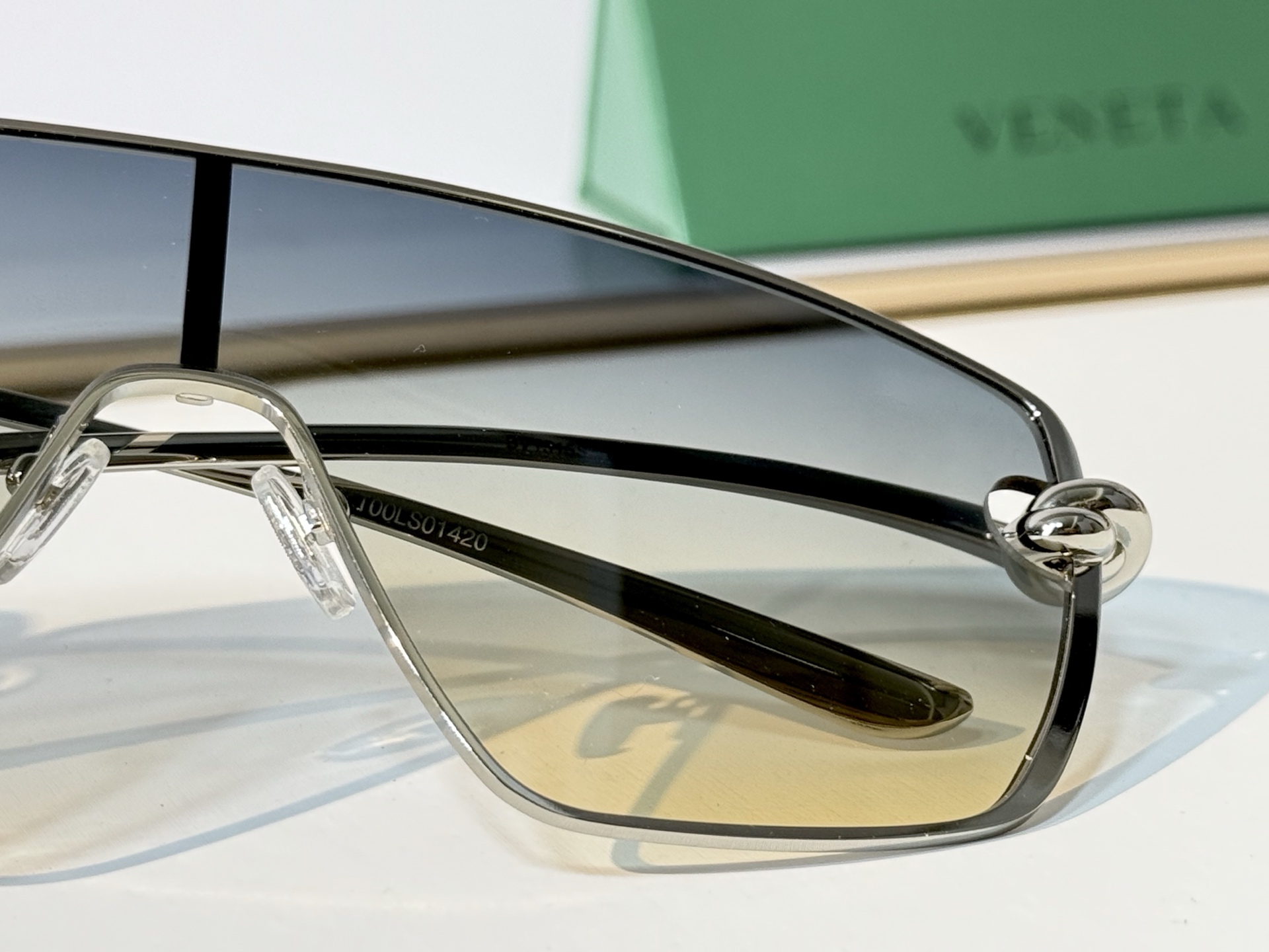 BOTTEGA VENET* MODEL：BV1515S  SIZE：99口1-145