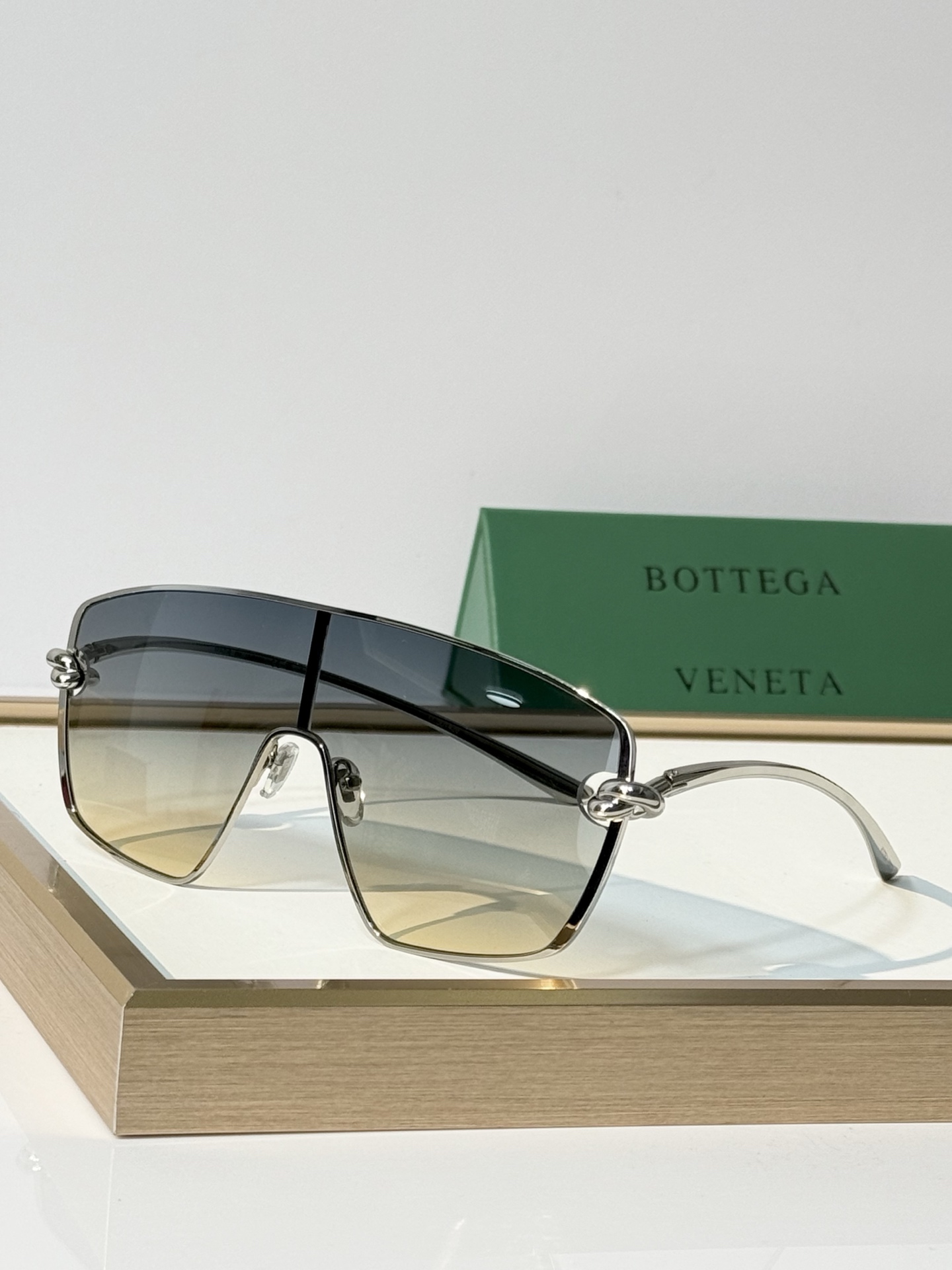 BOTTEGA VENET* MODEL：BV1515S  SIZE：99口1-145