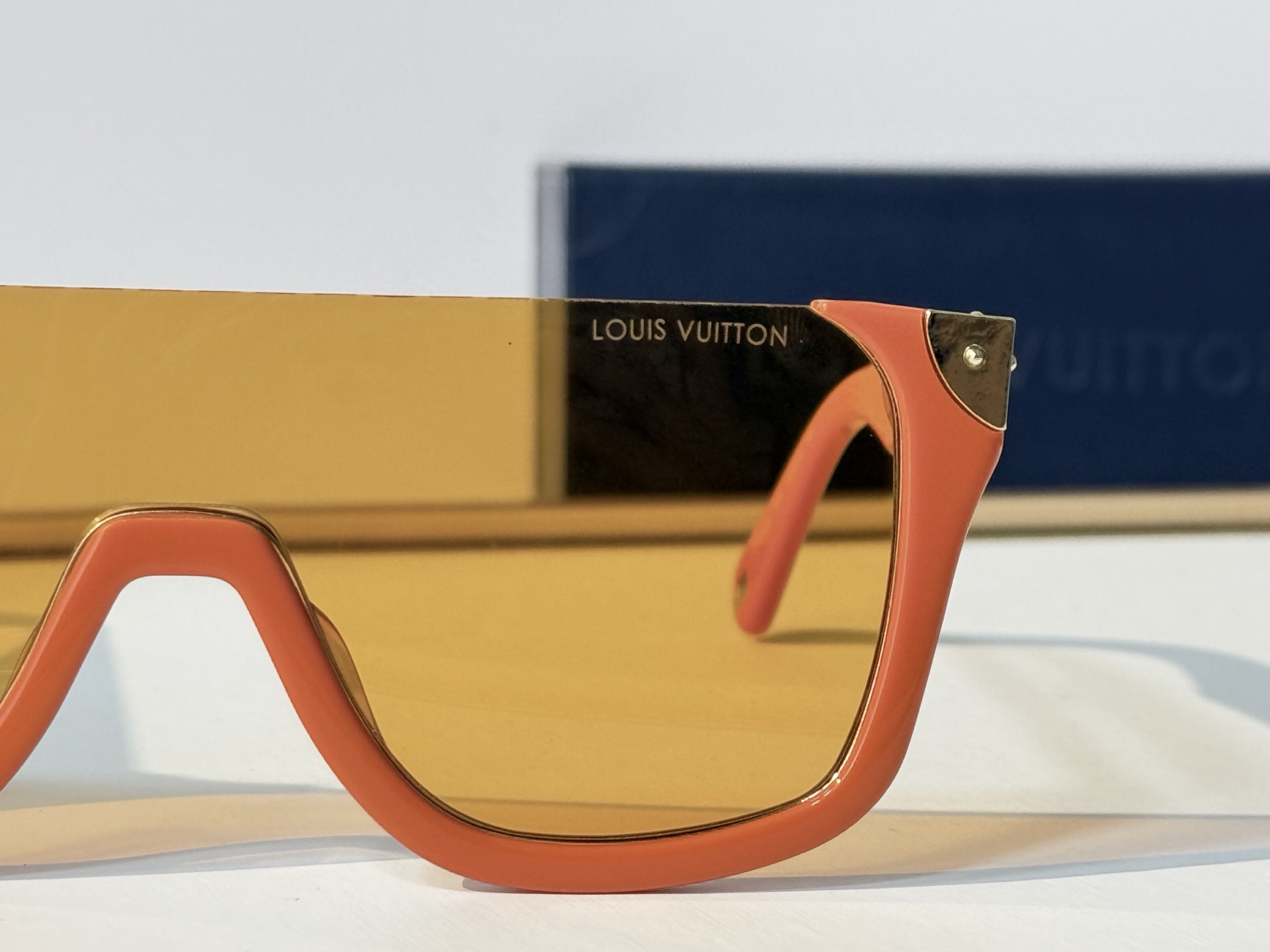 LOUIS VUITTO* MODEL：Z3242U SIZE：125口0-145