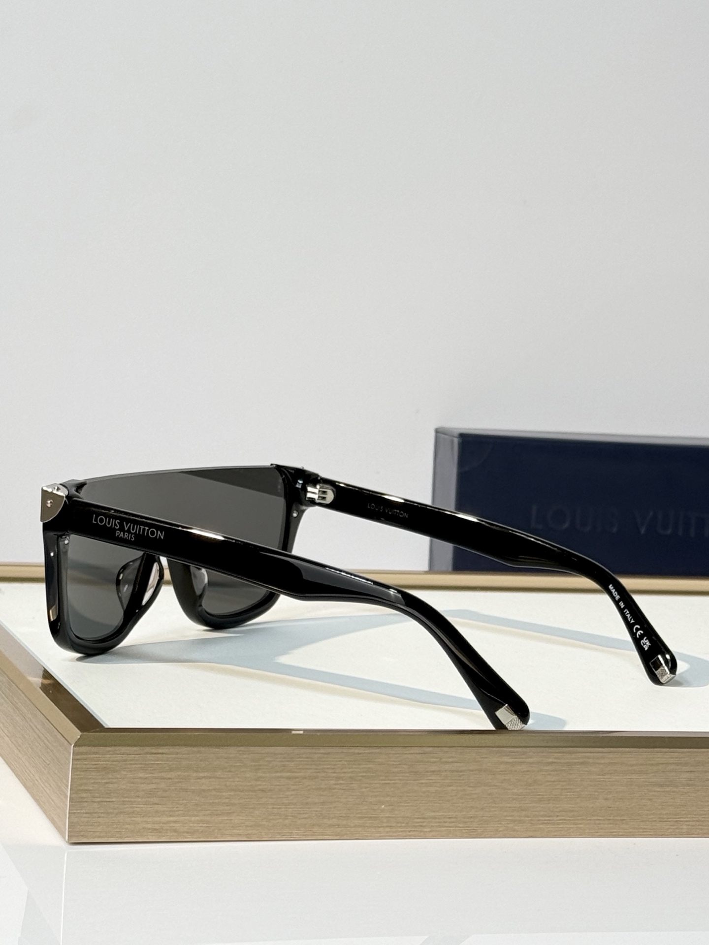 LOUIS VUITTO* MODEL：Z3242U SIZE：125口0-145