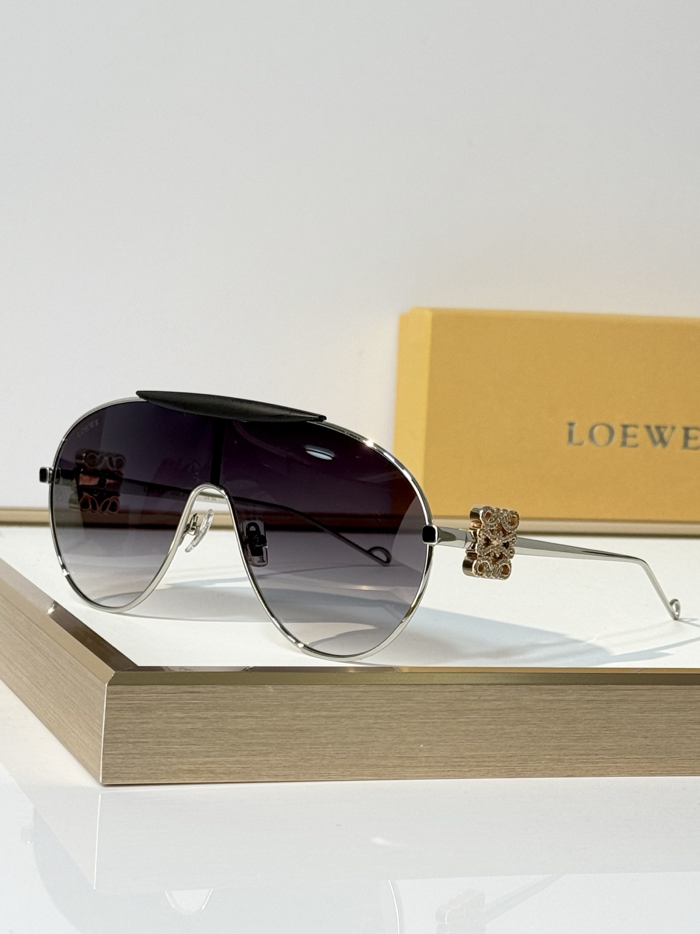 LOEW* MOD：LW1746LS Size：135口58 143 